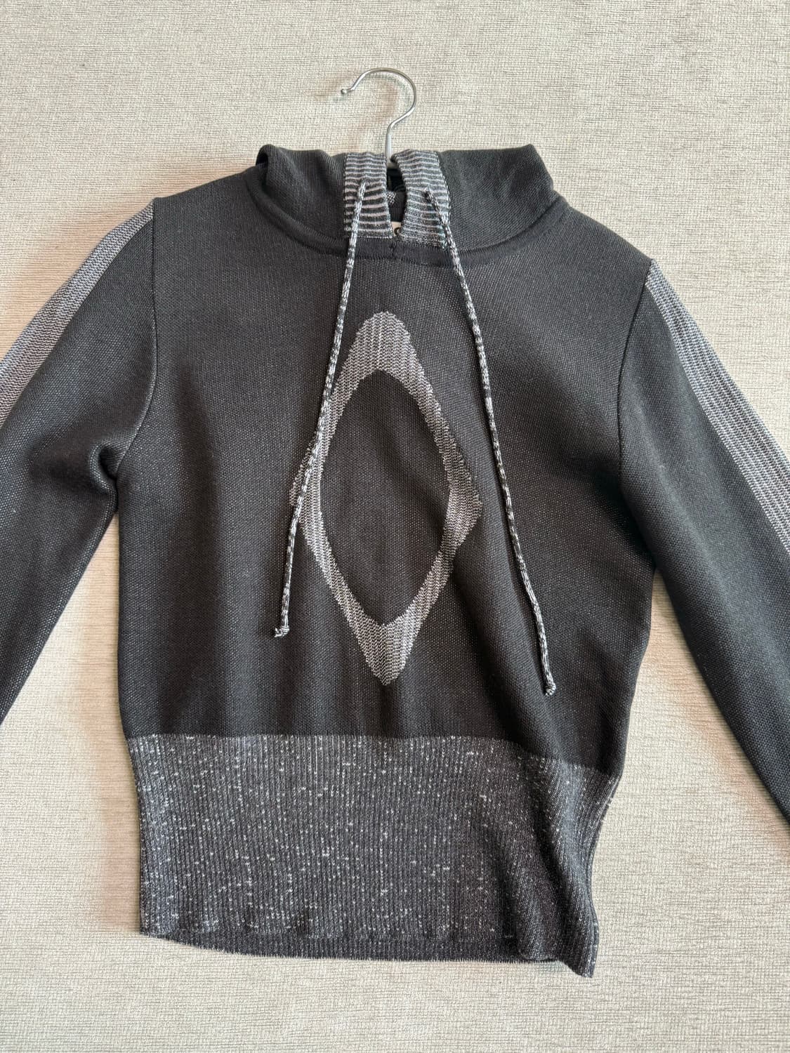 미스치프 롬버스 니트 후디 상품이미지1