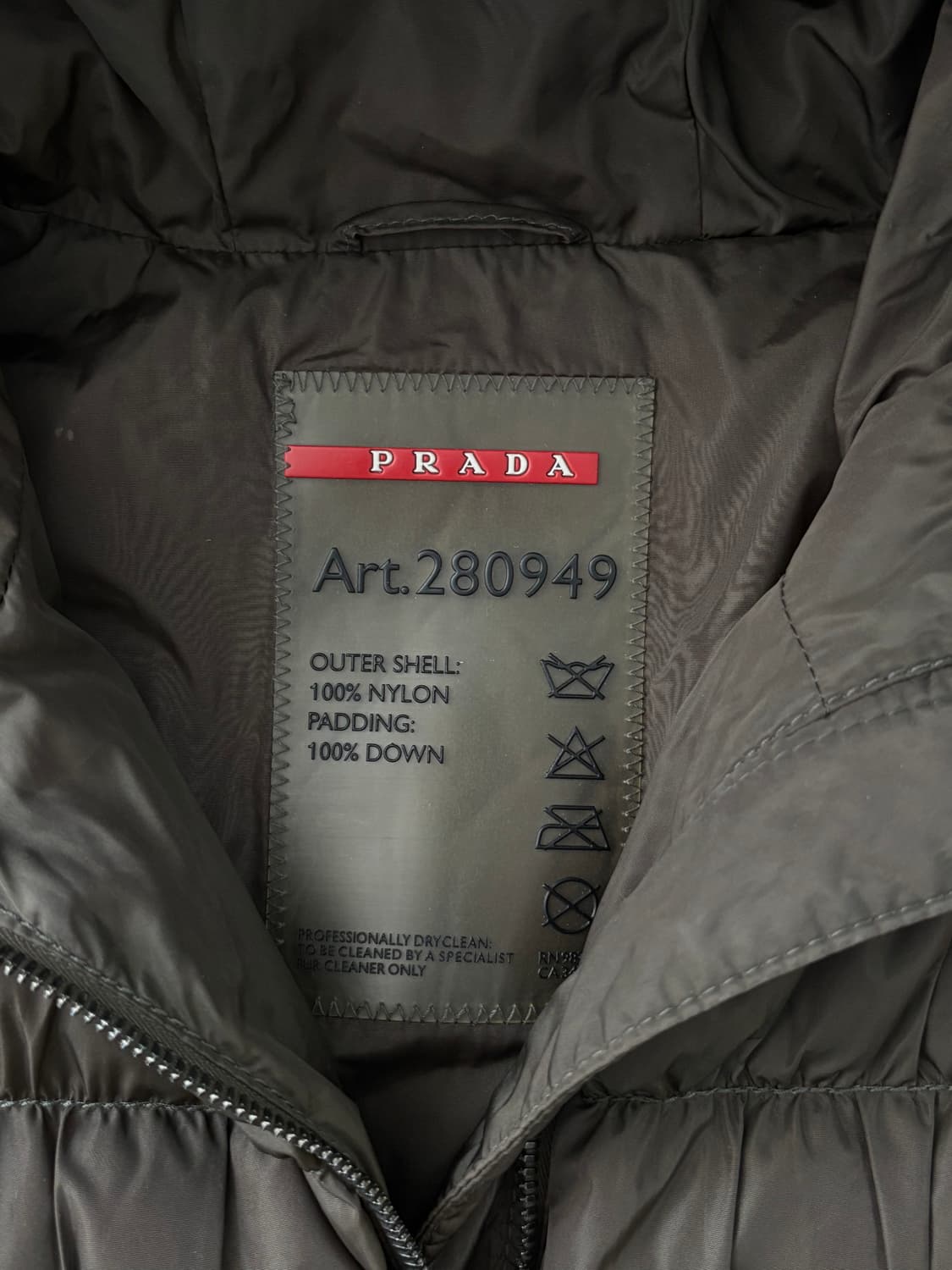 PRADA 프라다 카키 셔링 퍼 후드 우먼 패딩 상품이미지7