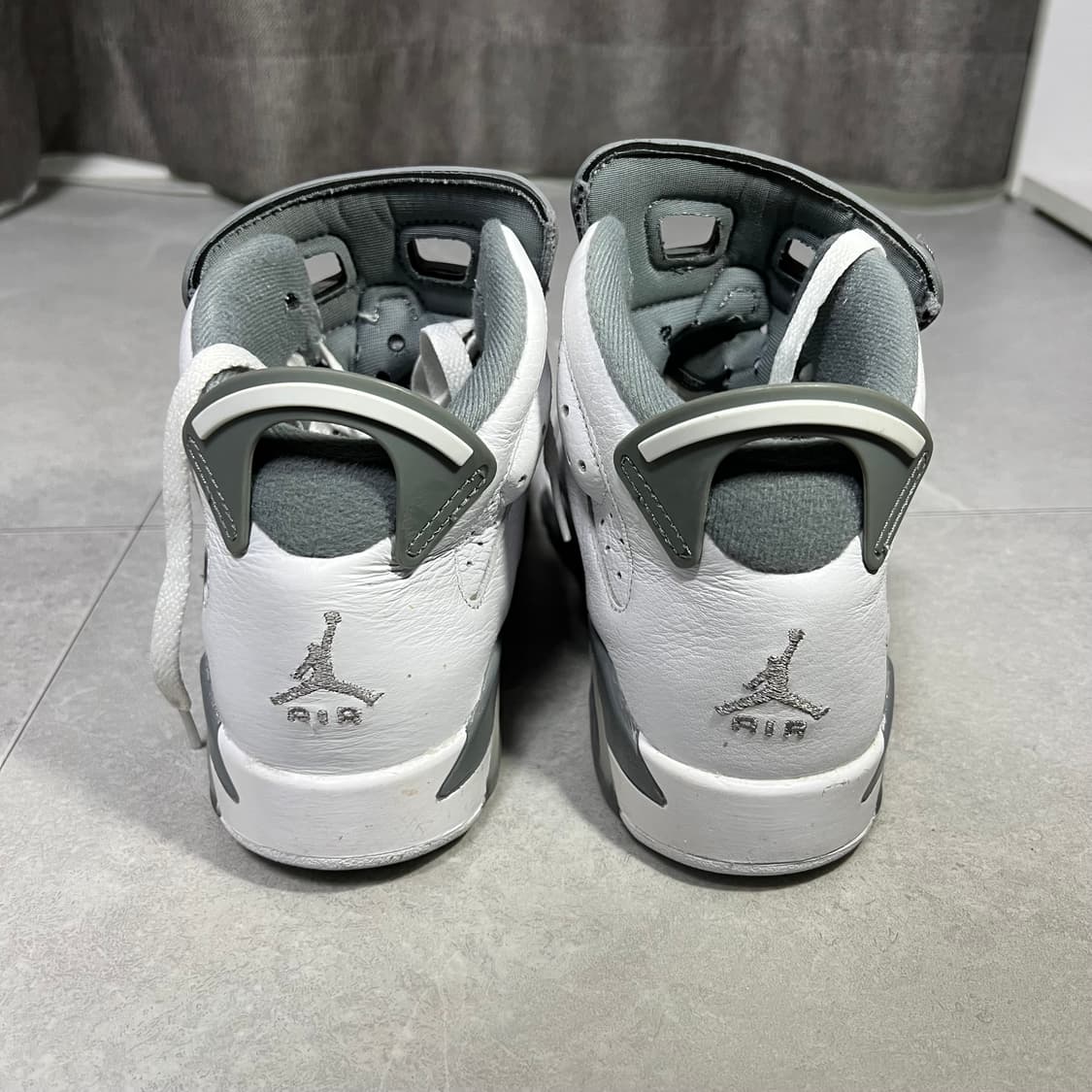 [240] 나이키 에어조던 6 레트로 쿨그레이 상품이미지2