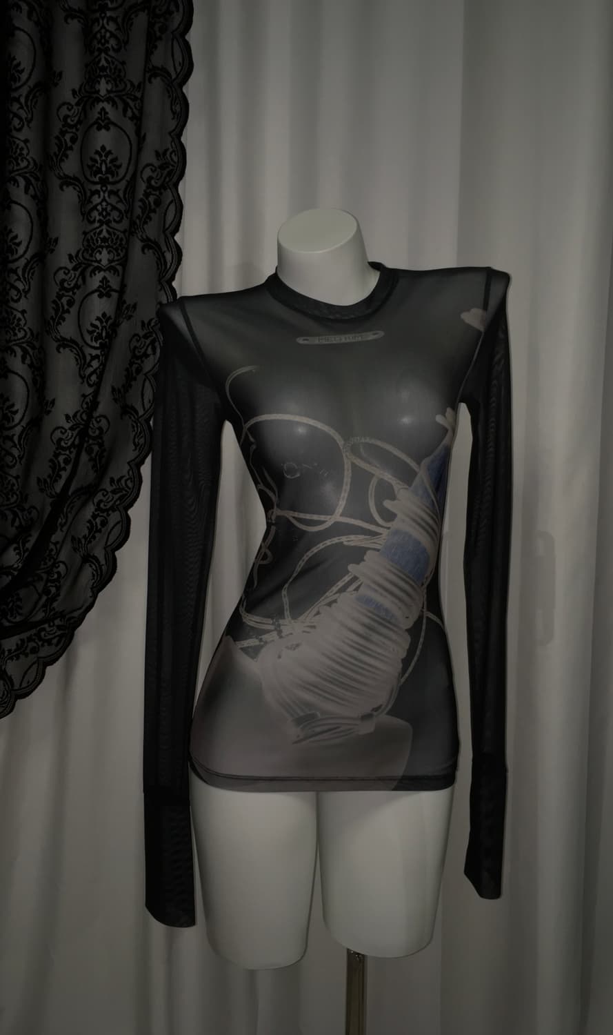 메그킴 메쉬 시스루 탑 블랙 상품이미지5