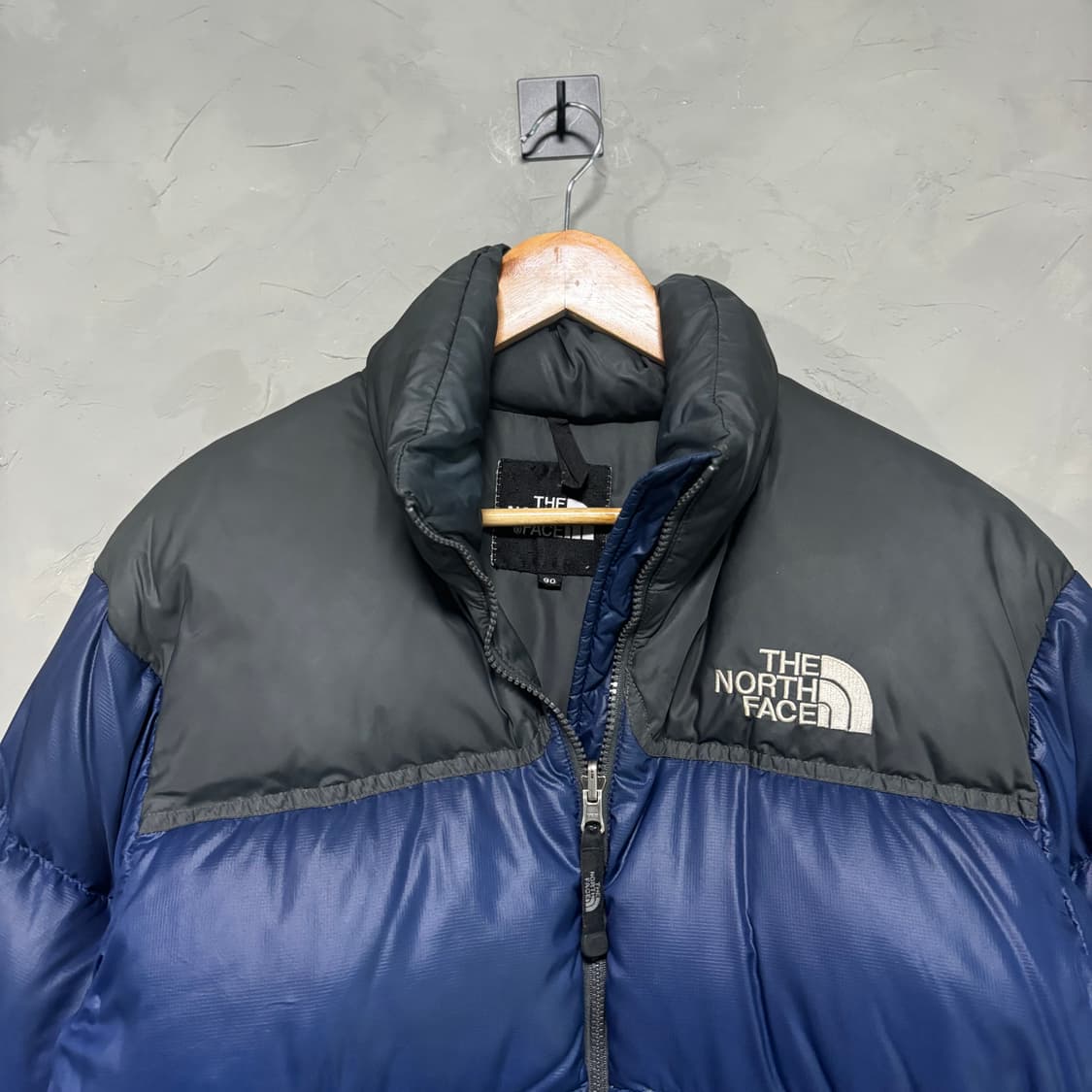 노스페이스 눕시 700 구스다운 패딩 네이비 상품이미지2