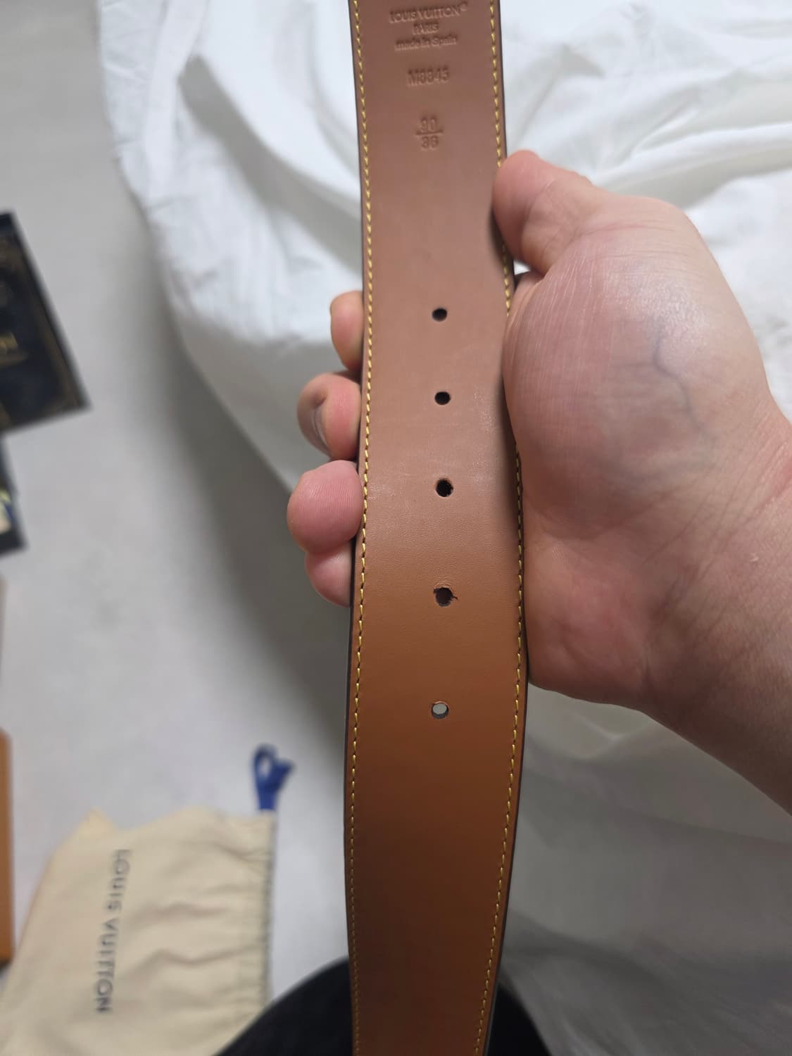 루이비통 양면 모노그램 벨트 새상품급. 상품이미지4