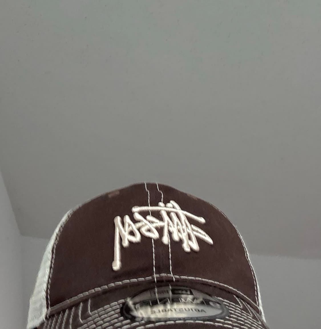 스투시 뉴에라 트러커 브라운 상품이미지1