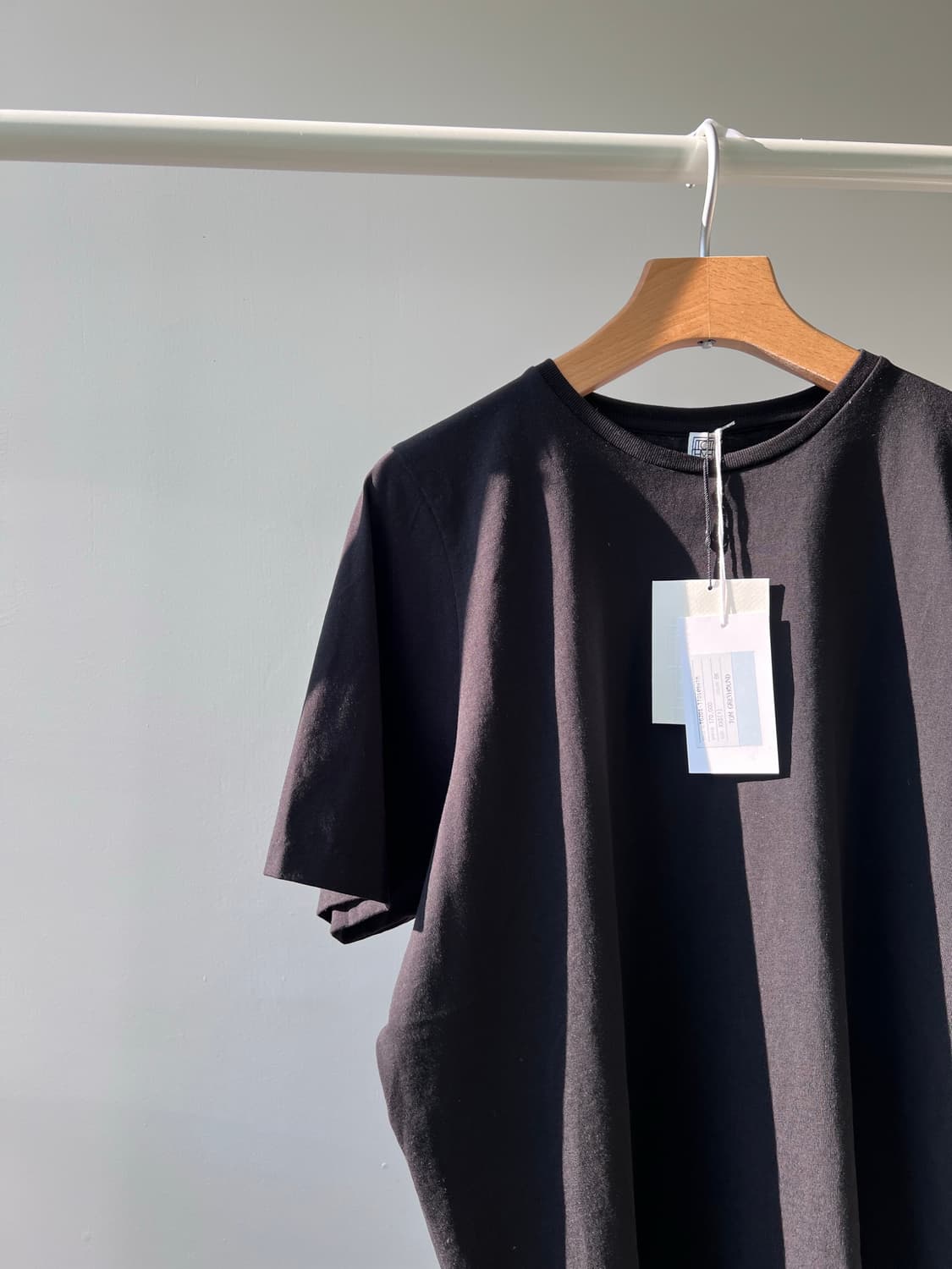 (새상품) toteme 토템 오버핏 반팔 티셔츠 상품이미지4