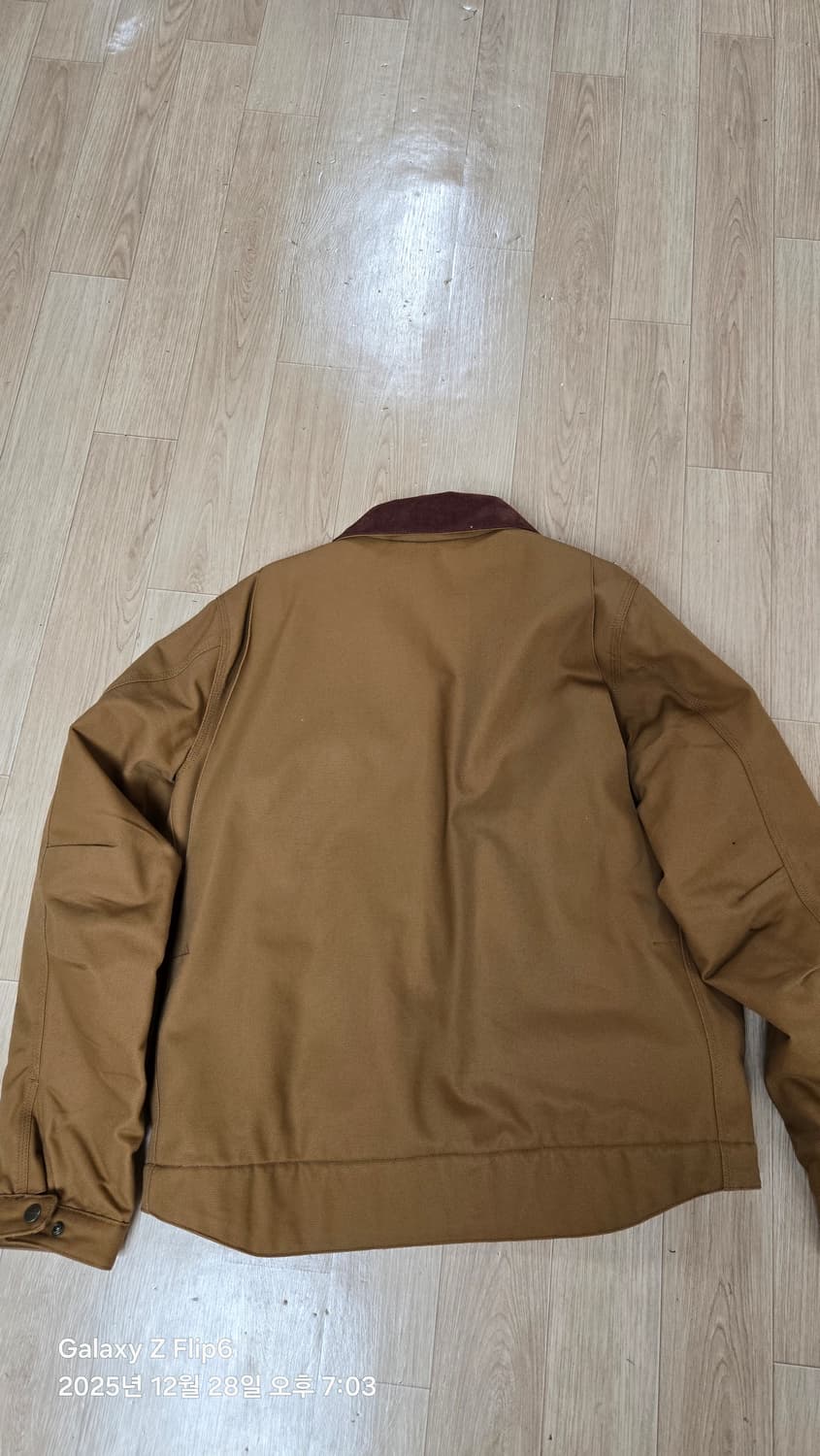 칼하트 디트로이트 j3828 M사이즈 상품이미지5