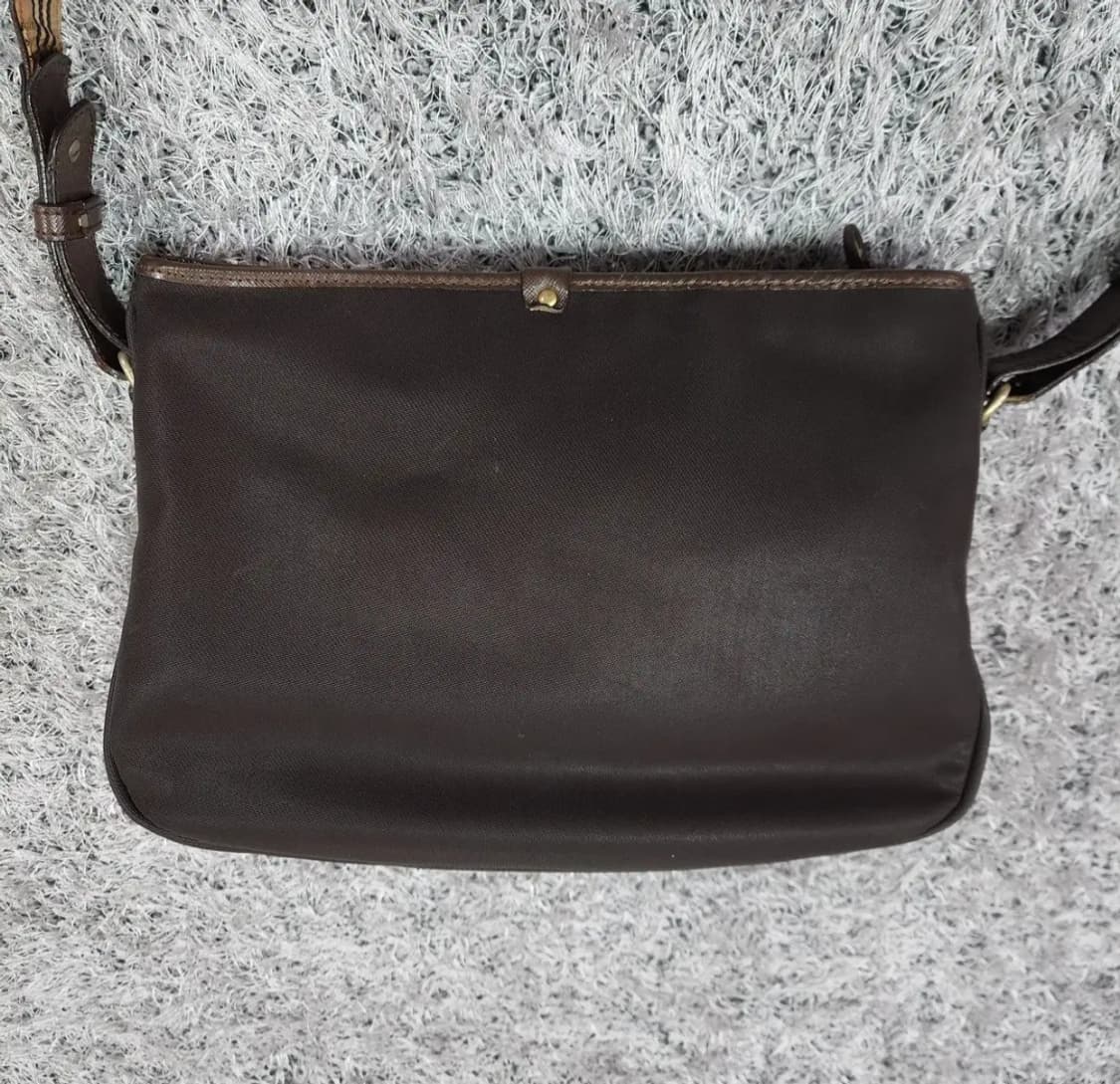 버버리 빈티지 숄더백 상품이미지3