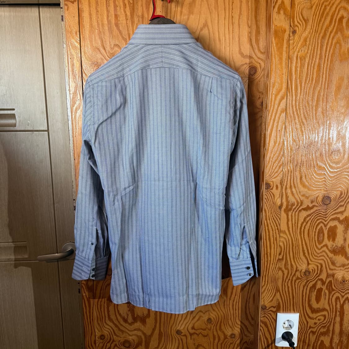 톰포드 드레스 셔츠 새상품 판매 합니다. 상품이미지8