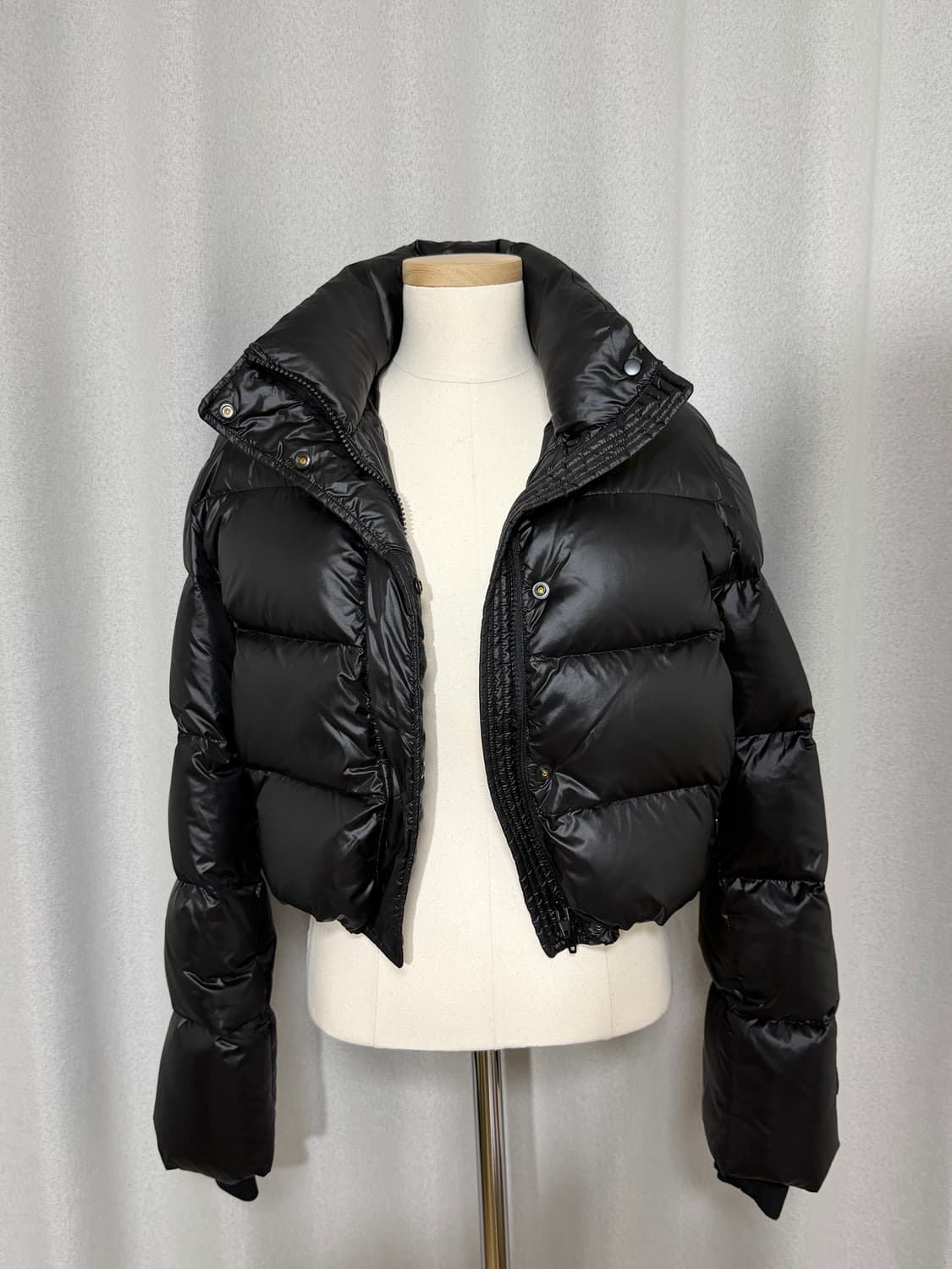 준지 여성 퀄티드 크롭 푸퍼 패딩 자켓 - 미착용 새상품 상품이미지4