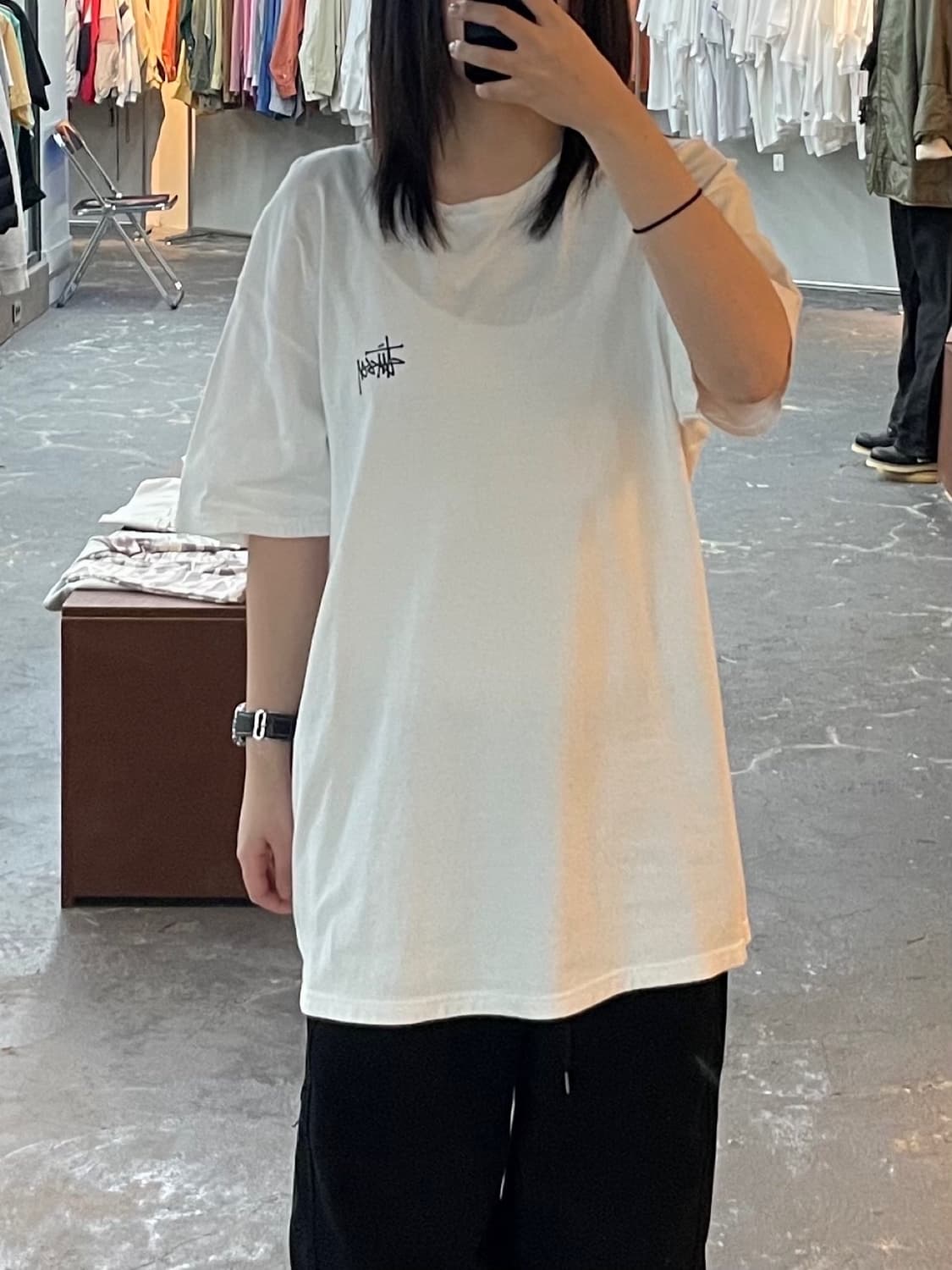 스투시 베이직로고 화이트 반팔 H1488 상품이미지1