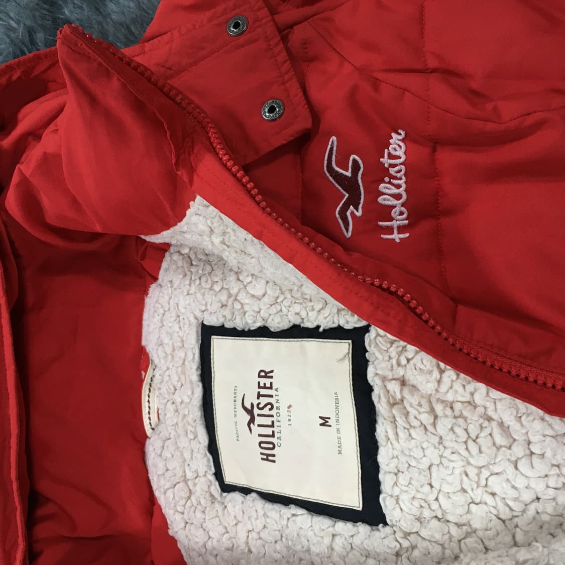 투티/0299 HOLLISTER 퍼 패딩 자켓 안감 스포티 슬림핏 상품이미지3