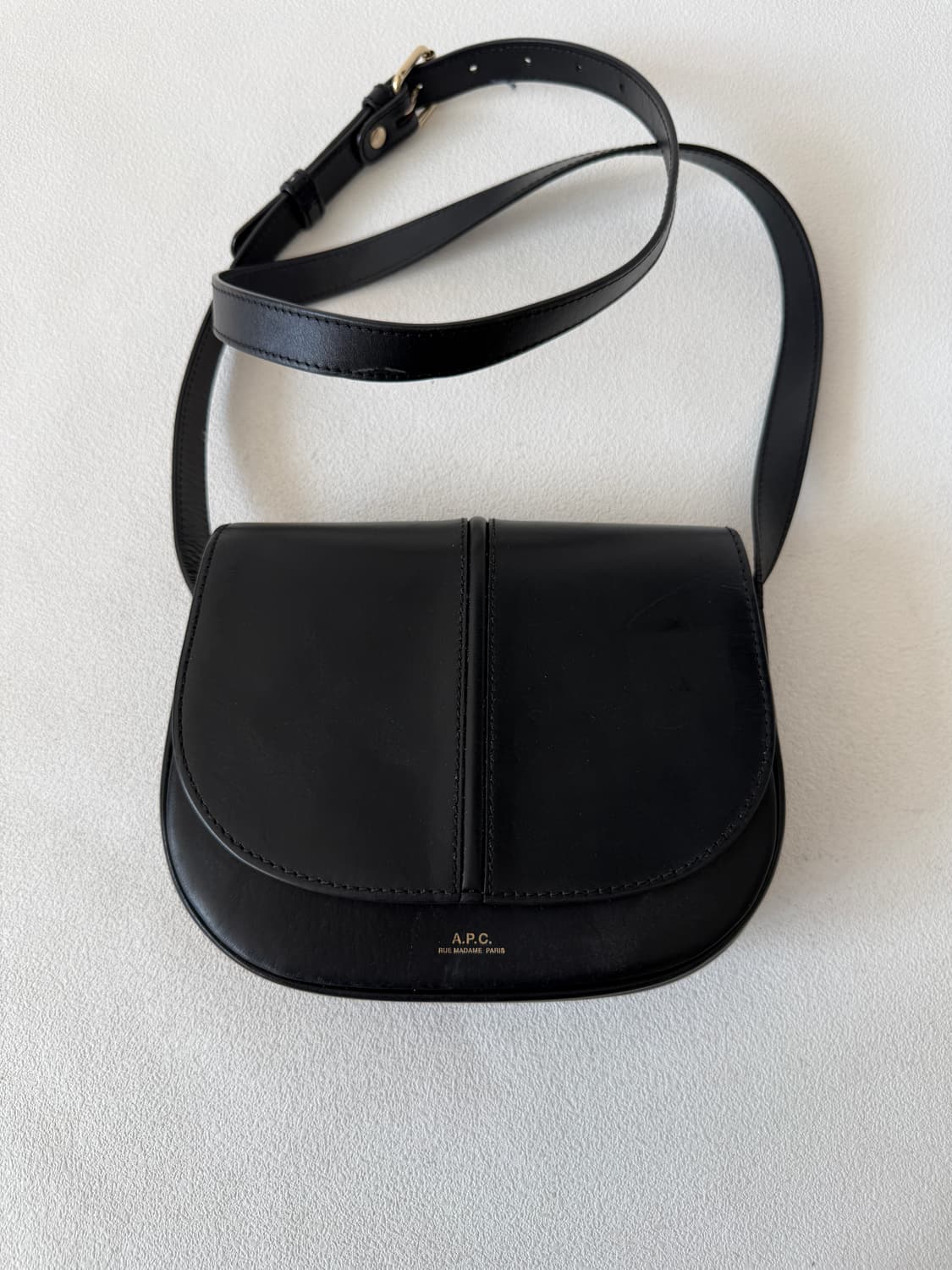 아페쎄(A.P.C) 레더 크로스백 상품이미지2