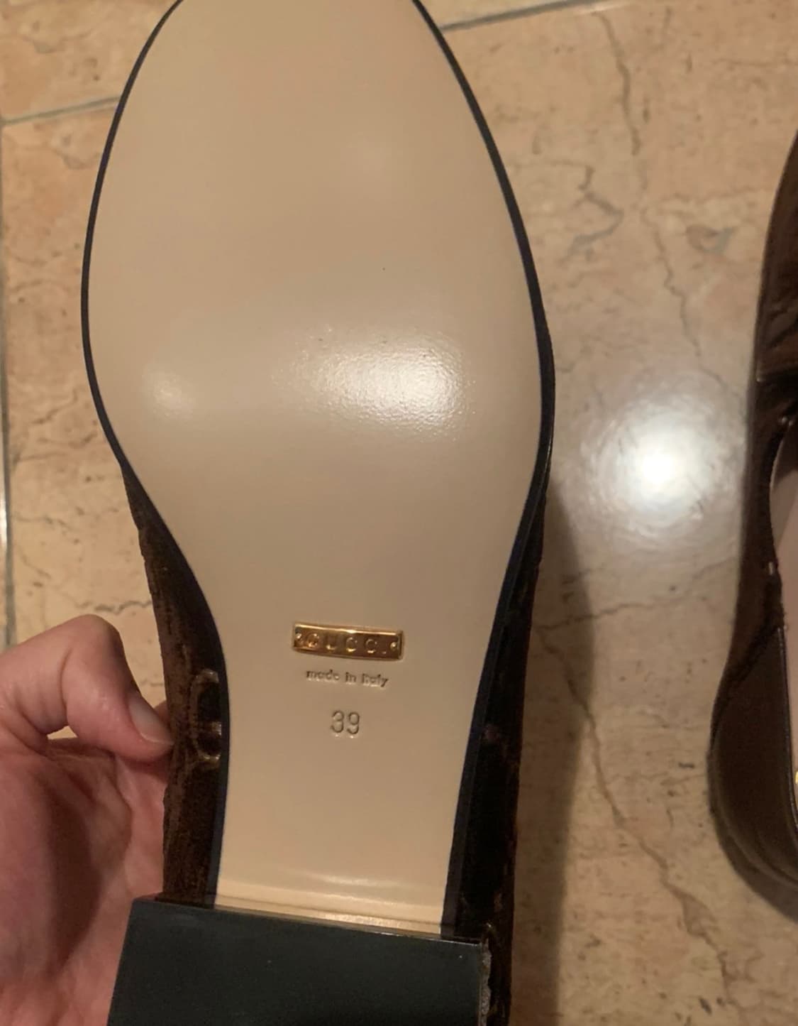 정품 구찌 조르단 크리스탈 로퍼 상품이미지4