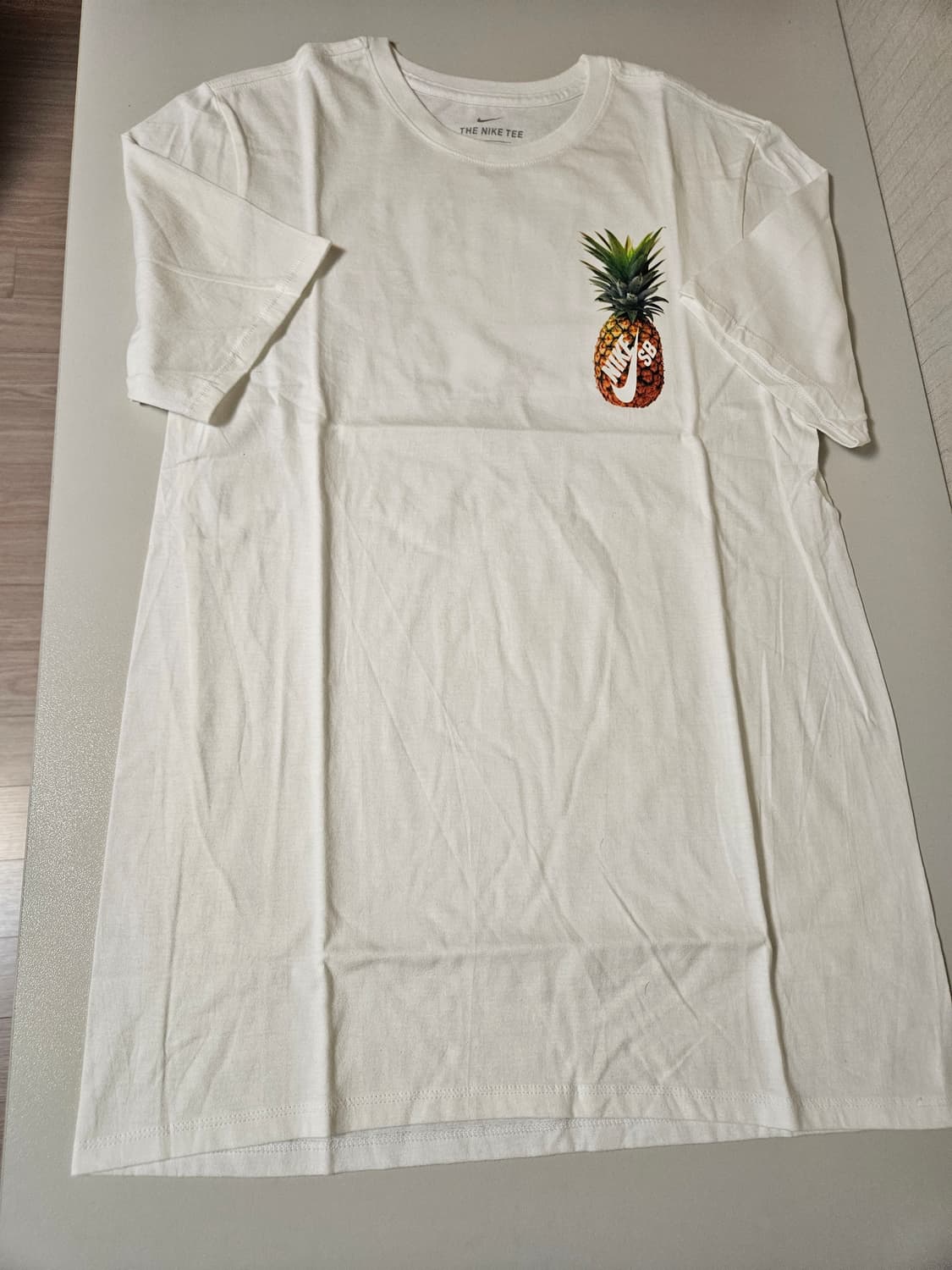 [해외M]희귀 나이키SB 파인애플 티셔츠 화이트 상품이미지6