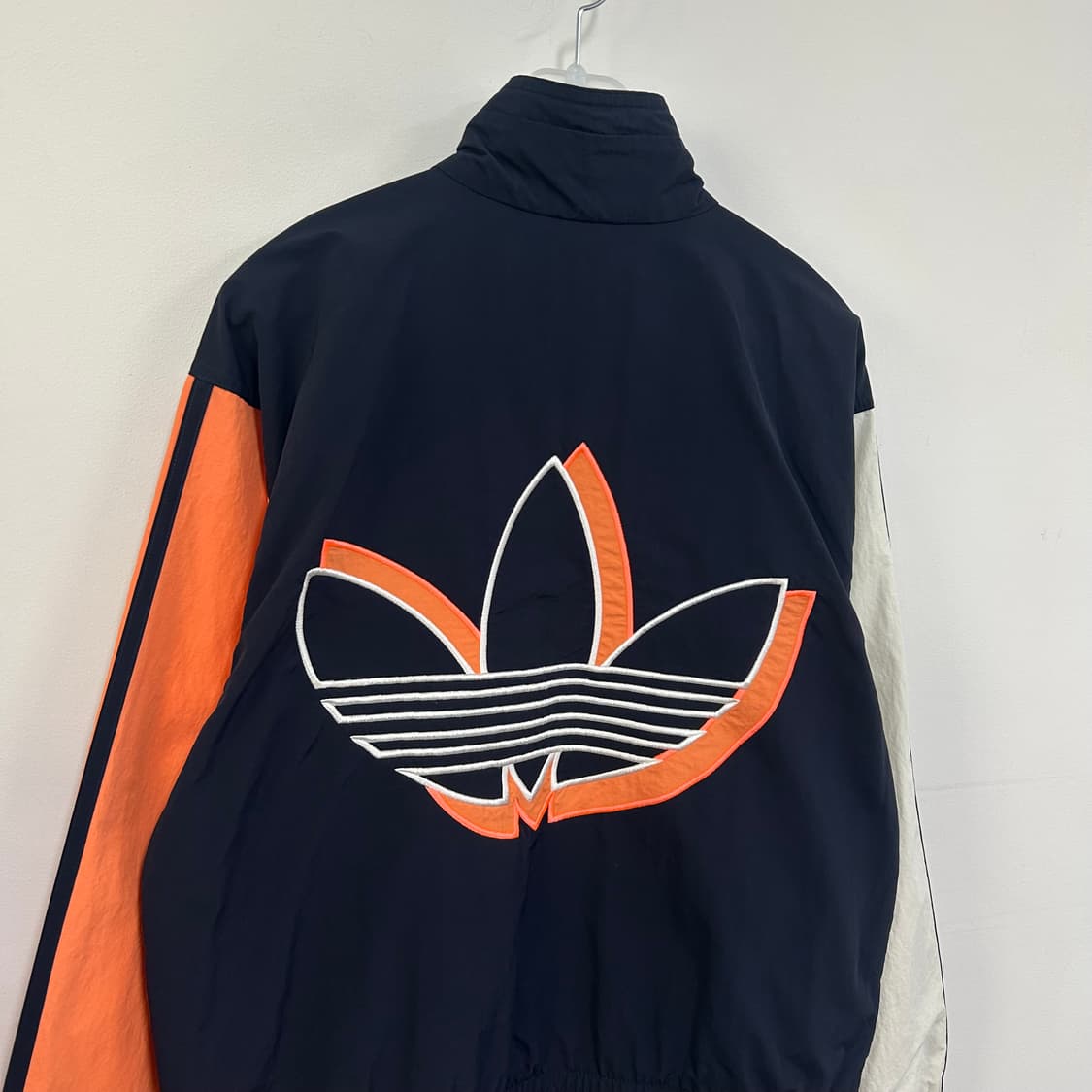 아디다스 빅로고 바람막이[1604] 상품이미지4