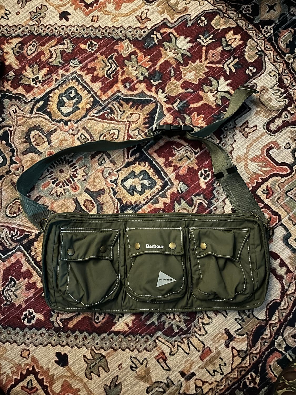 바버 앤드원더 콜라보 벨트백 상품이미지1