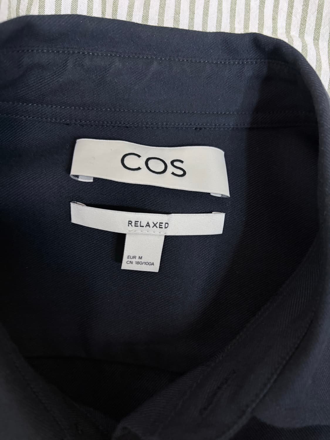 COS 코스 릴렉스핏 네이비 셔츠 M 상품이미지2