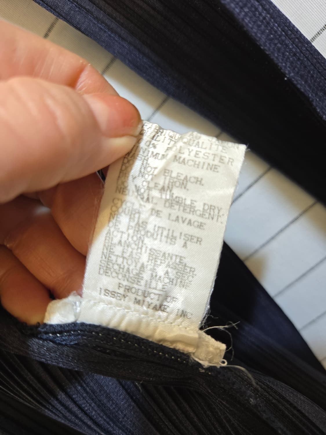 이세이미야케 플리츠플리츠 네이비 롱가디건 상품이미지6