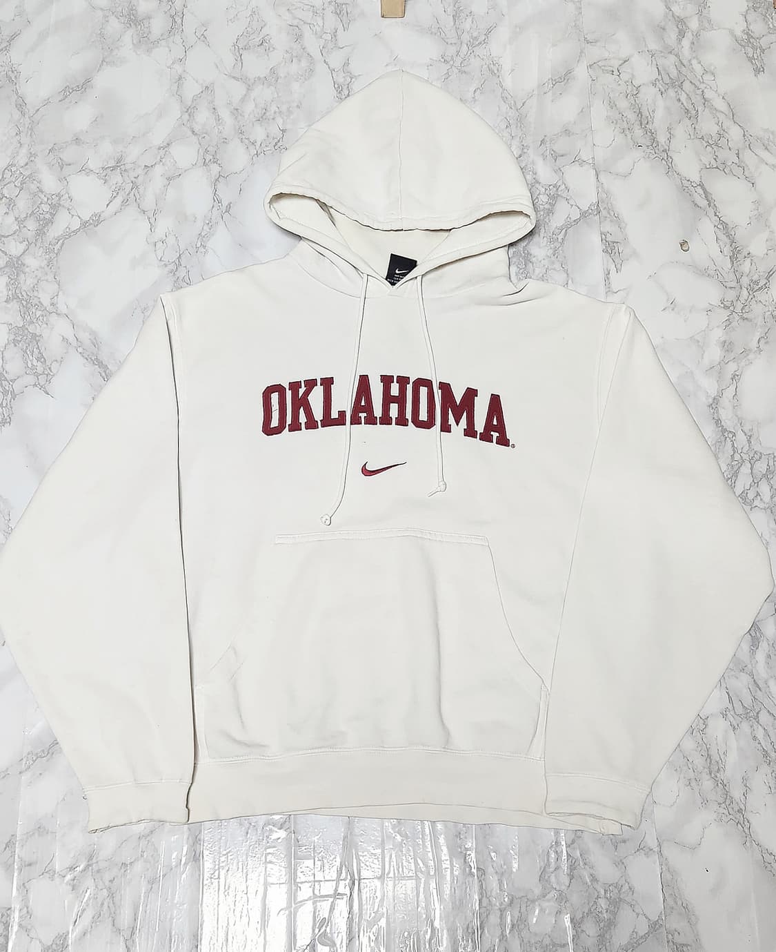 나이키 오클라호마 00s 화이트x버건디 오버핏 올드스쿨 후드티 상품이미지1