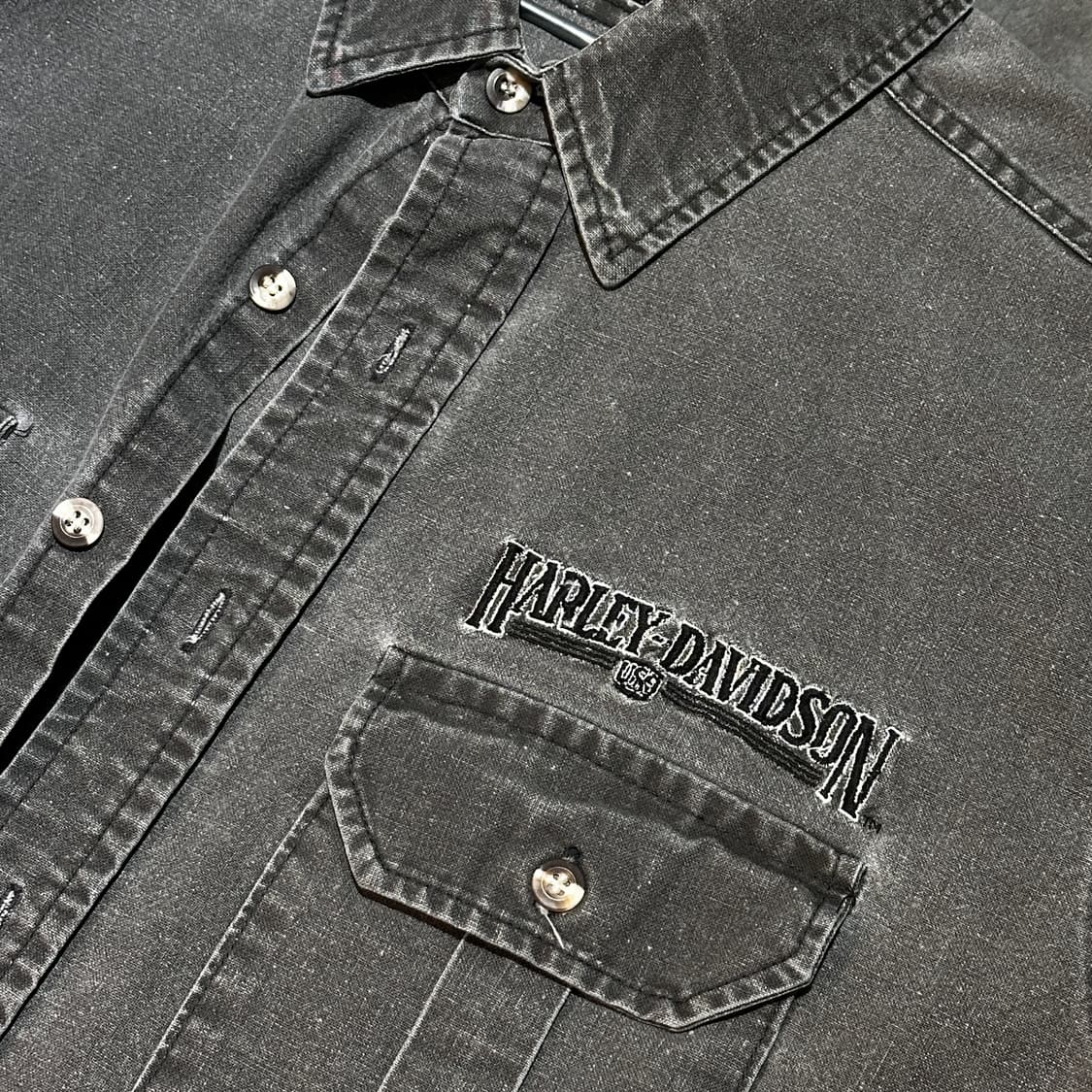 [HARLEY-DAVIDSON] 흑청 데님 심플 스몰 로고 셔츠 상품이미지2