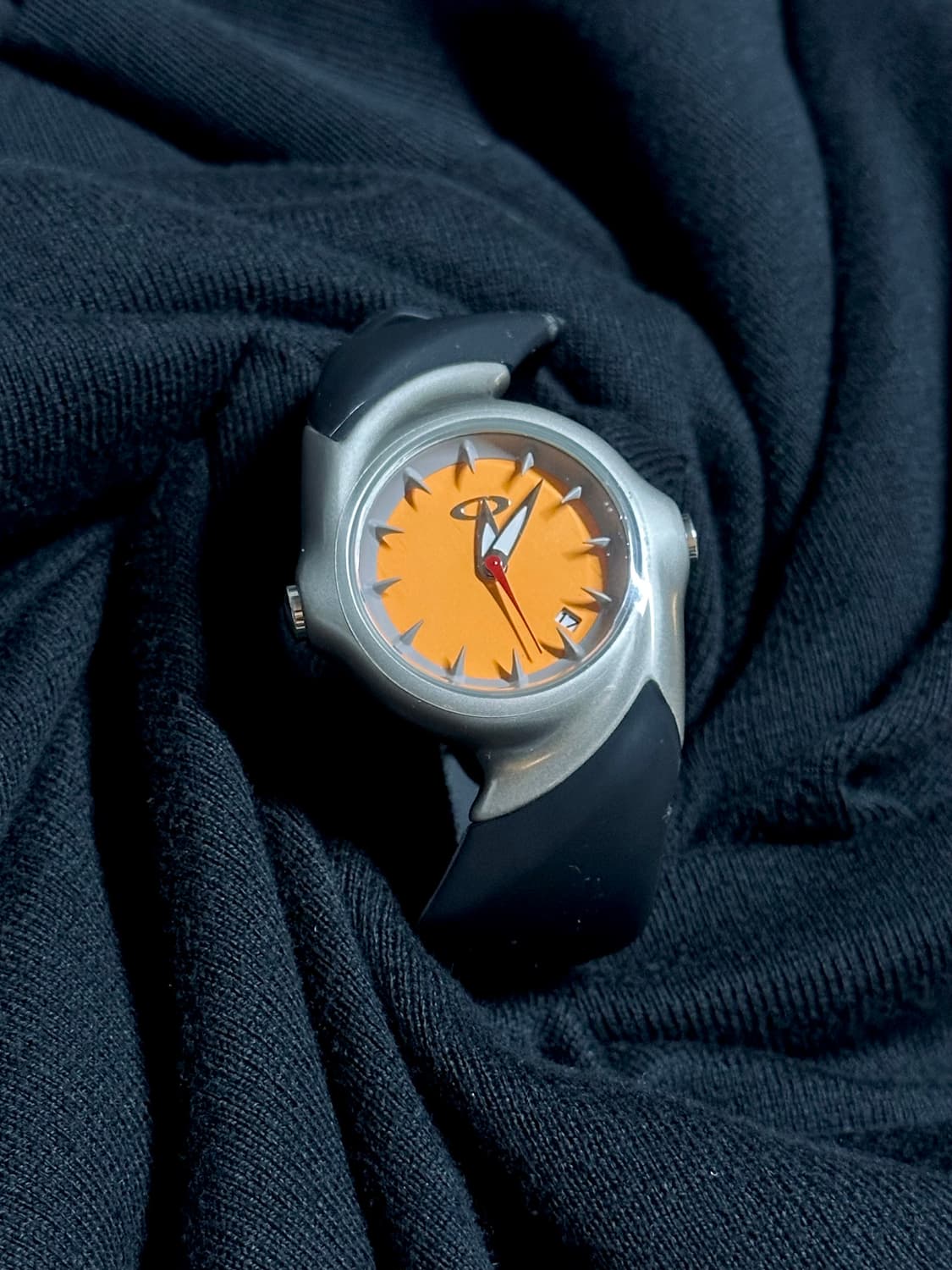 Vintage Oakley Crush 2.0 Watch 상품이미지1