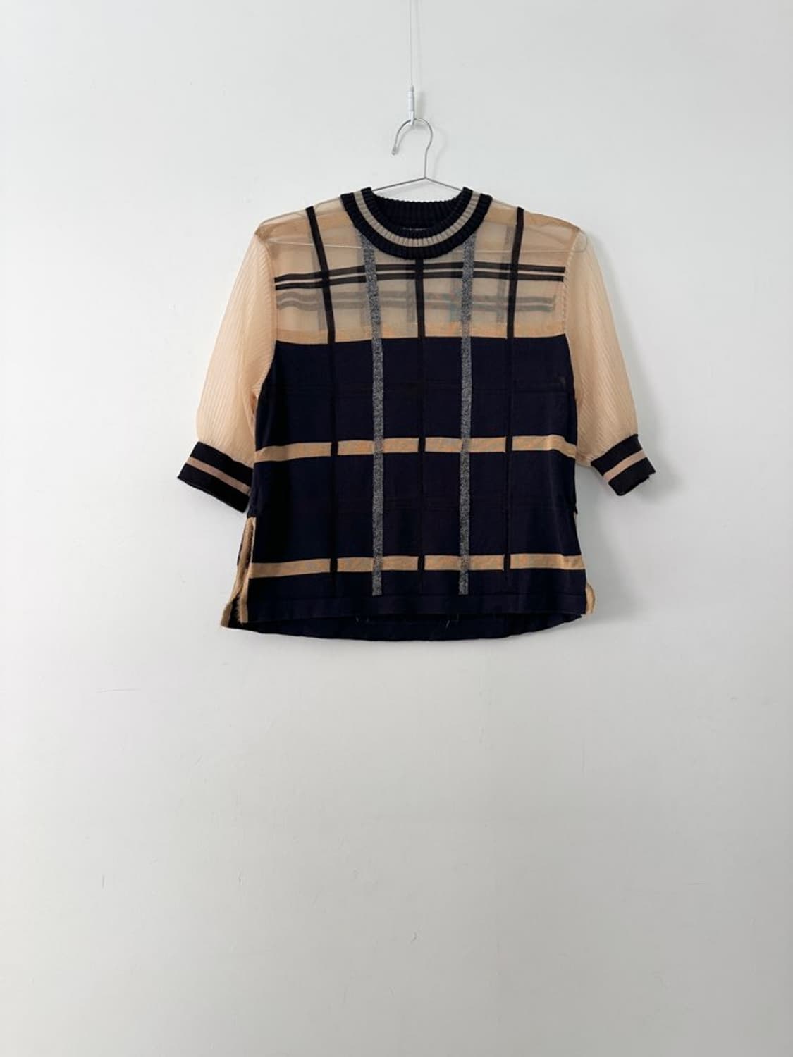 Grid sheer classic top / beige & navy 상품이미지1