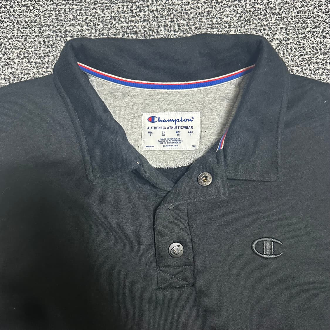 (M추천) 챔피온 블랙 포켓 카라 맨투맨티 상품이미지2