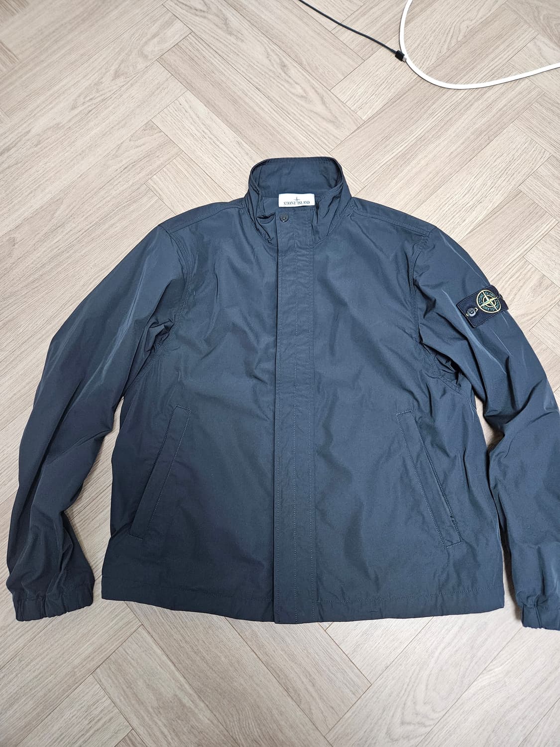 스톤아일랜드 마이크로 트윌 26ss 블랙 L 상품이미지1