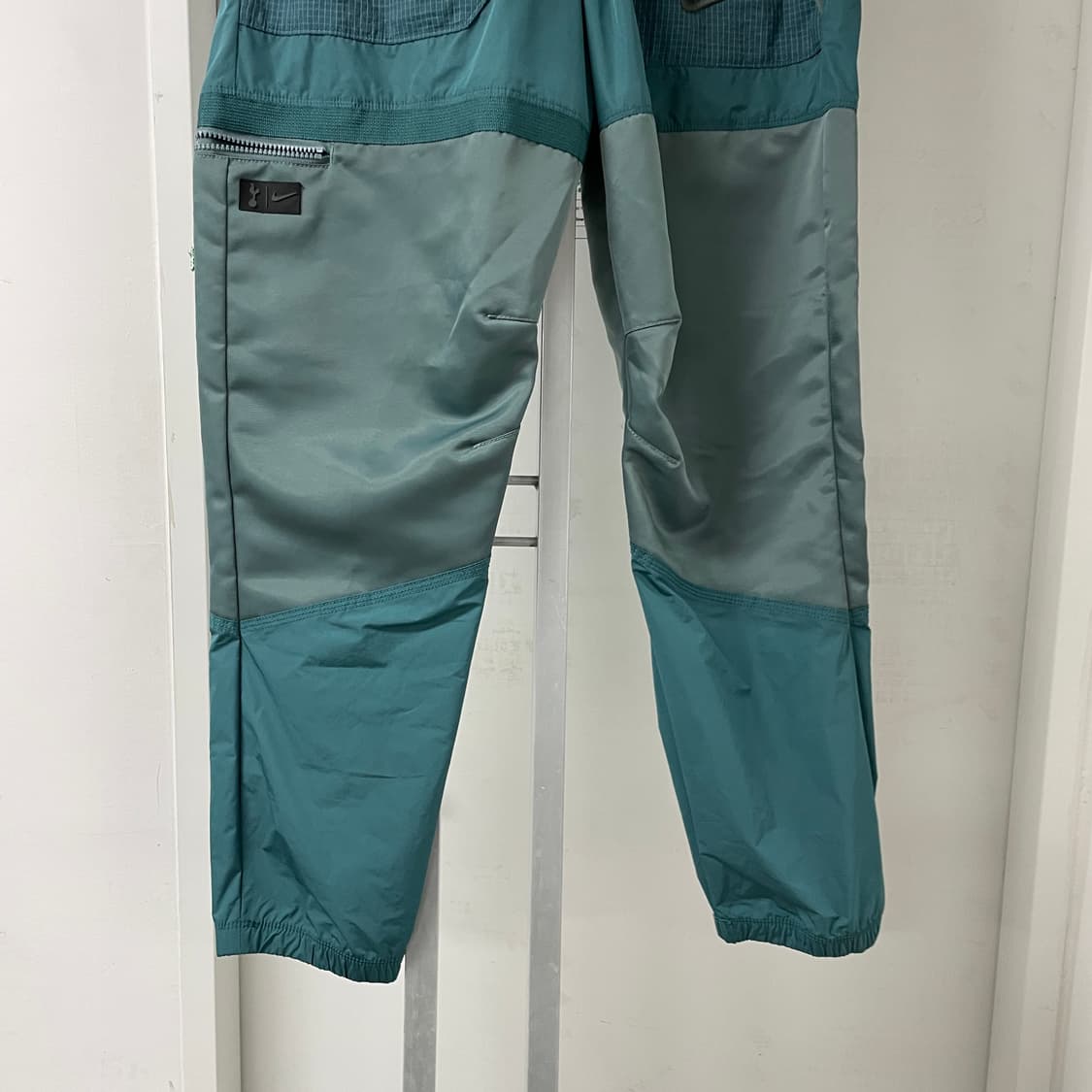 나이키 토트넘 트레이닝 팬츠 L 상품이미지3