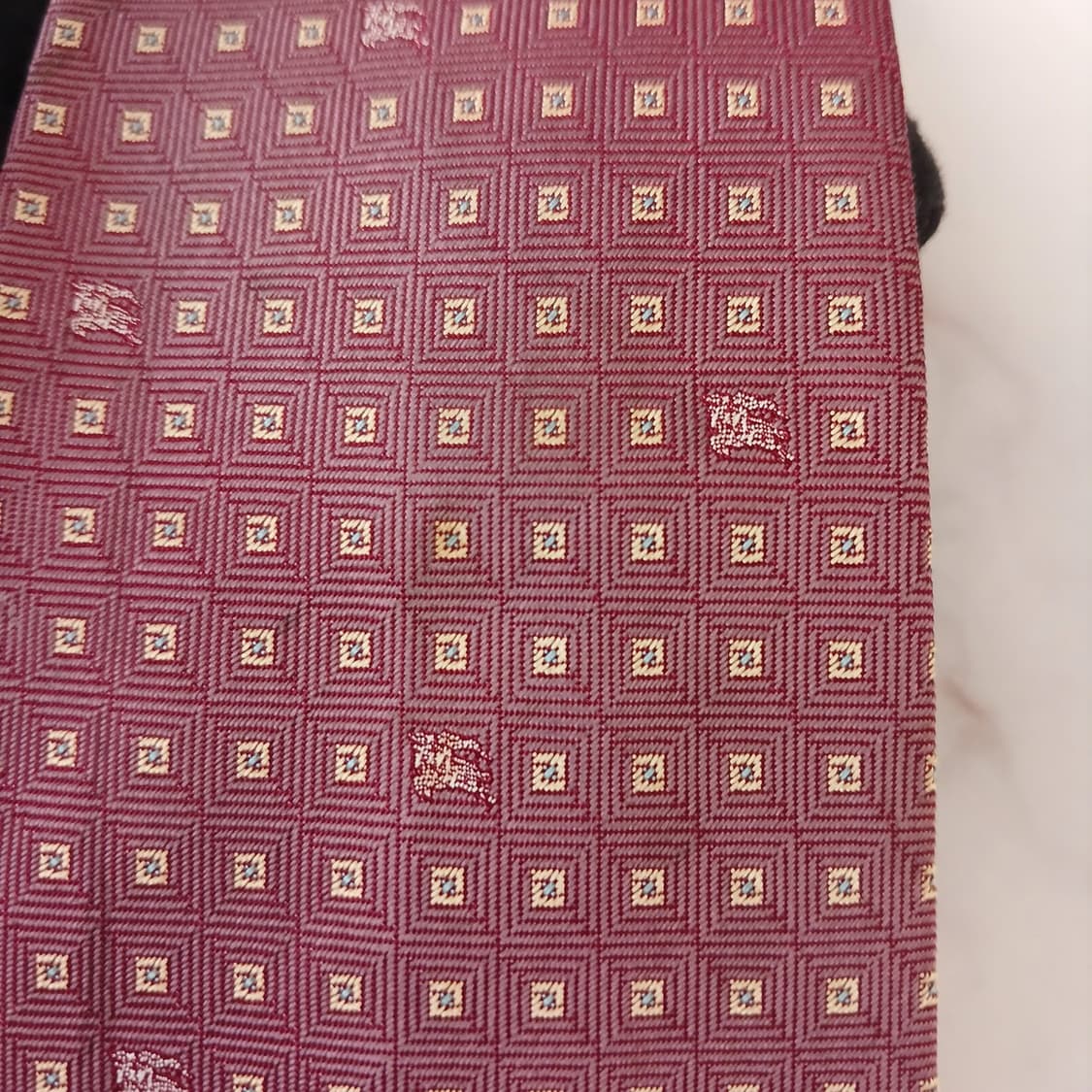 버버리 실크 다크핑크 기마사 자카드 넥타이 9.6cm B등급 A19031 상품이미지5
