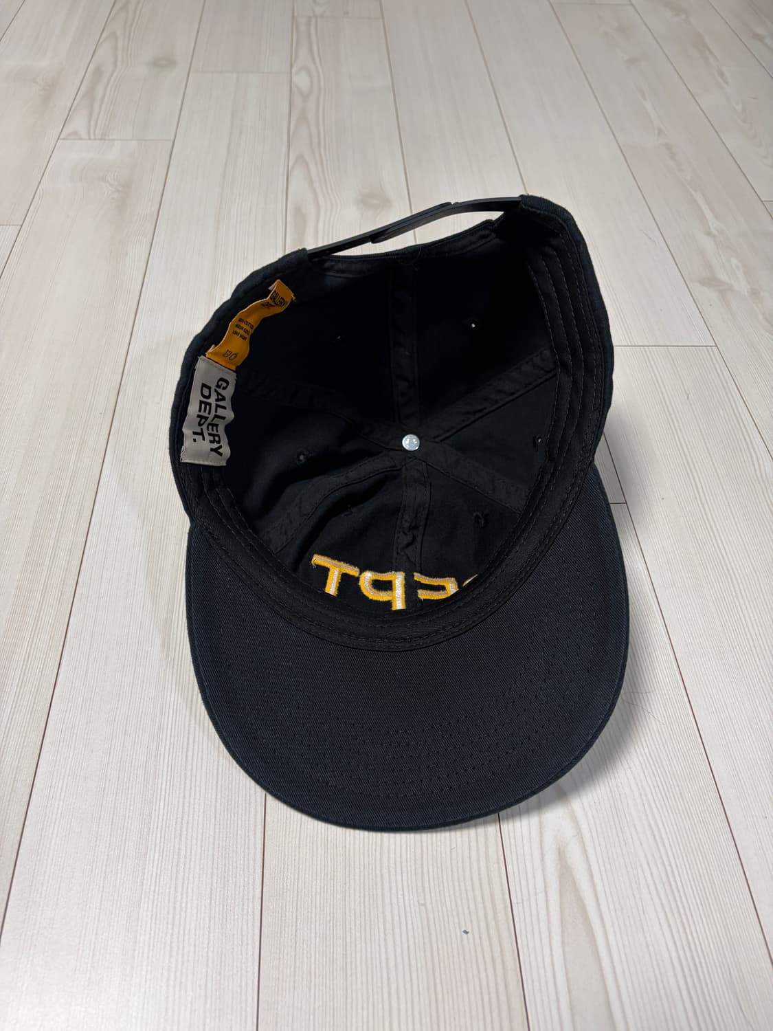 갤러리디파트먼트 DEPT 자수로고 공용 볼캡 DH-90147 BLCK 상품이미지2