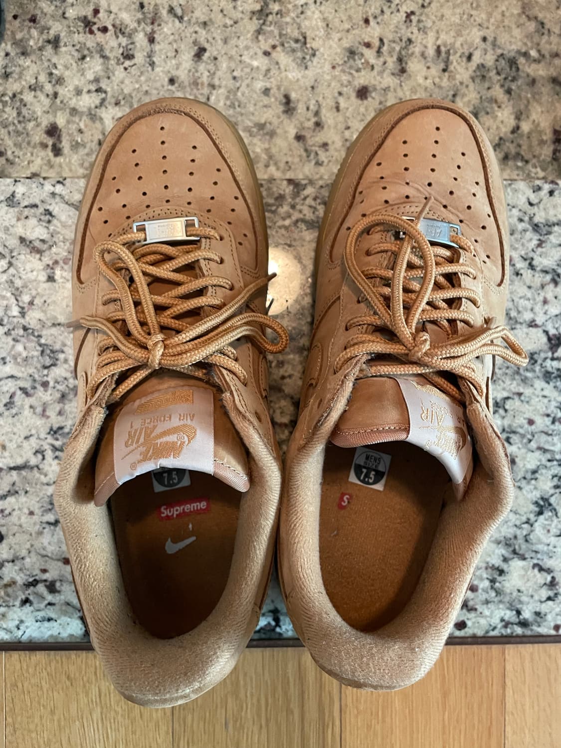 나이키 에어포스 슈프림 된장 255 상품이미지1