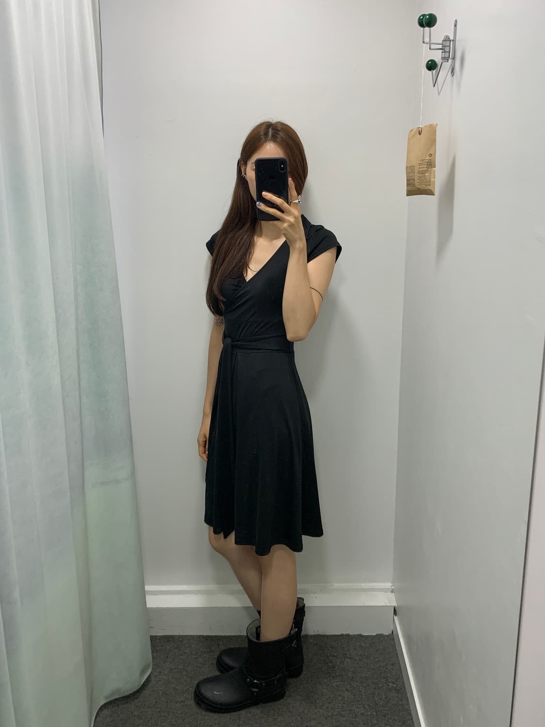 오픈카라 블랙 원피스 상품이미지4