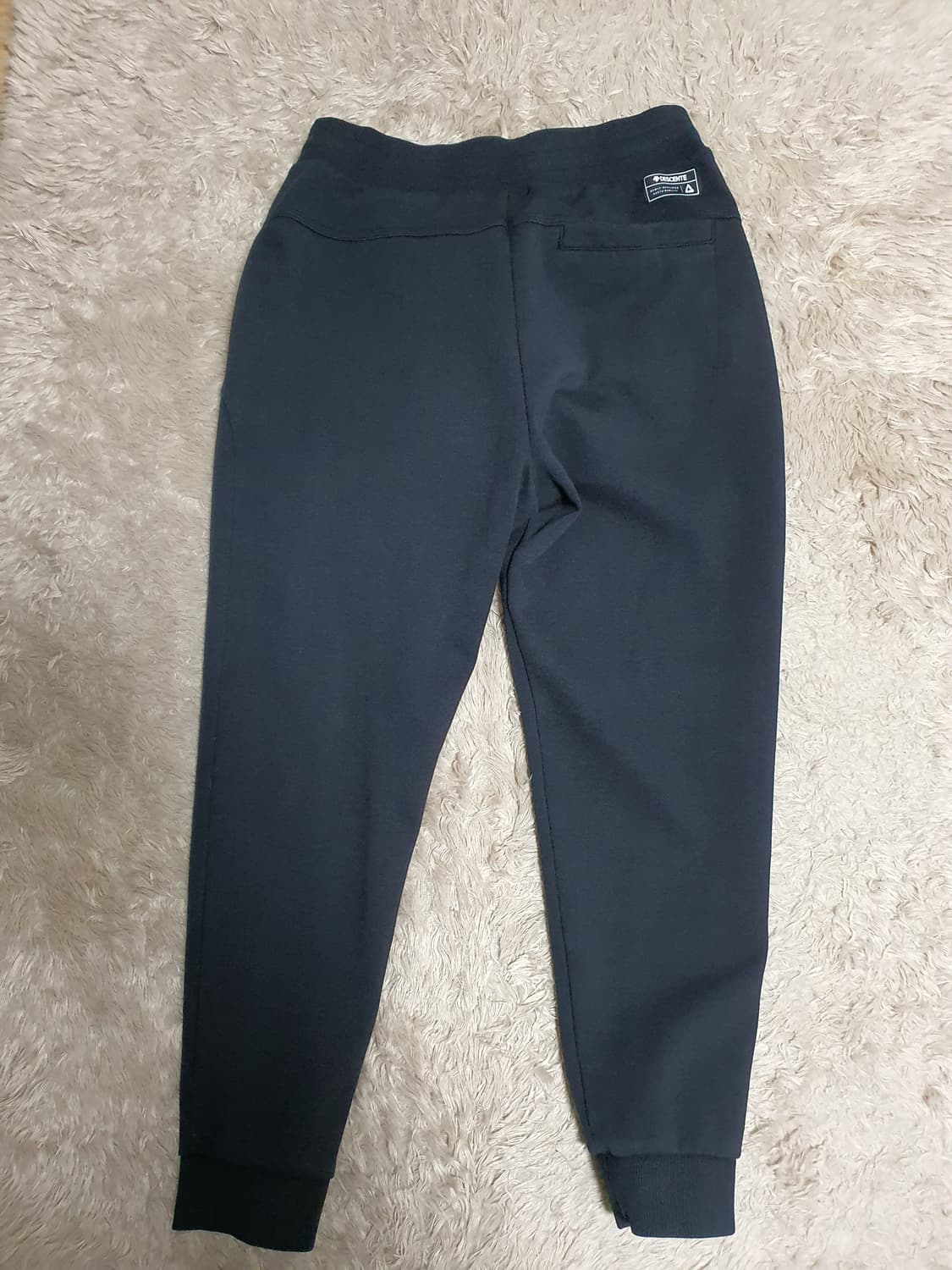 데상트 팬츠 상태좋고 깨끗해요 사이즈 32 상품이미지3