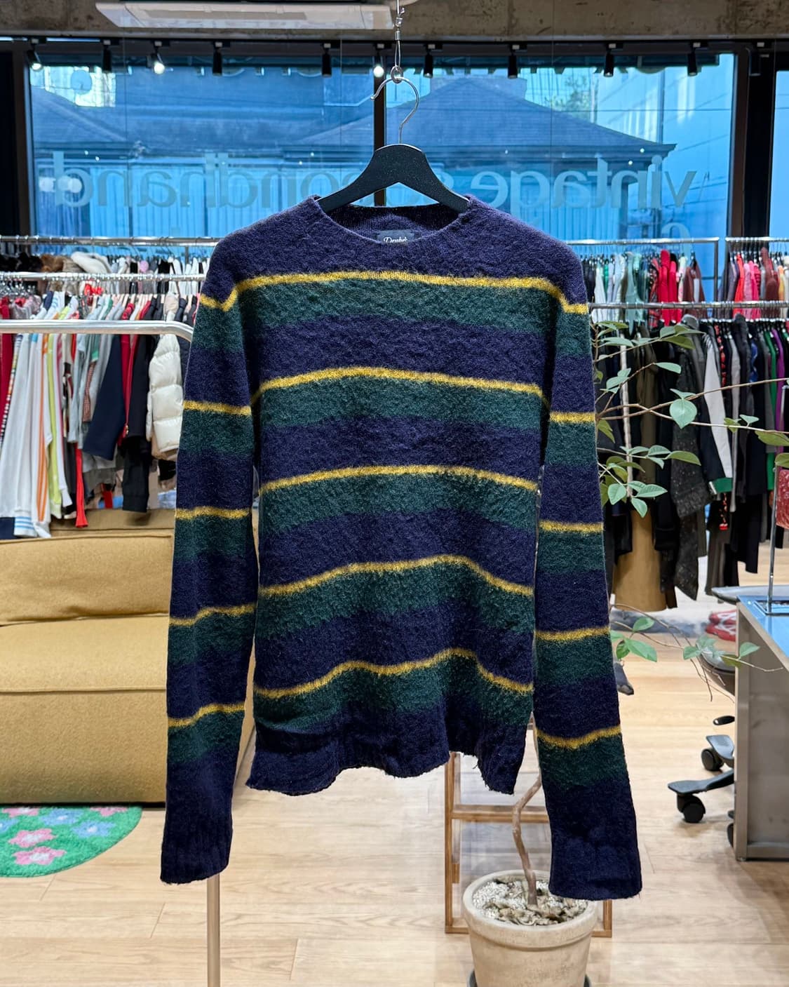 드레익스 네이비 스트라이프 라나버진울 니트  상품이미지1