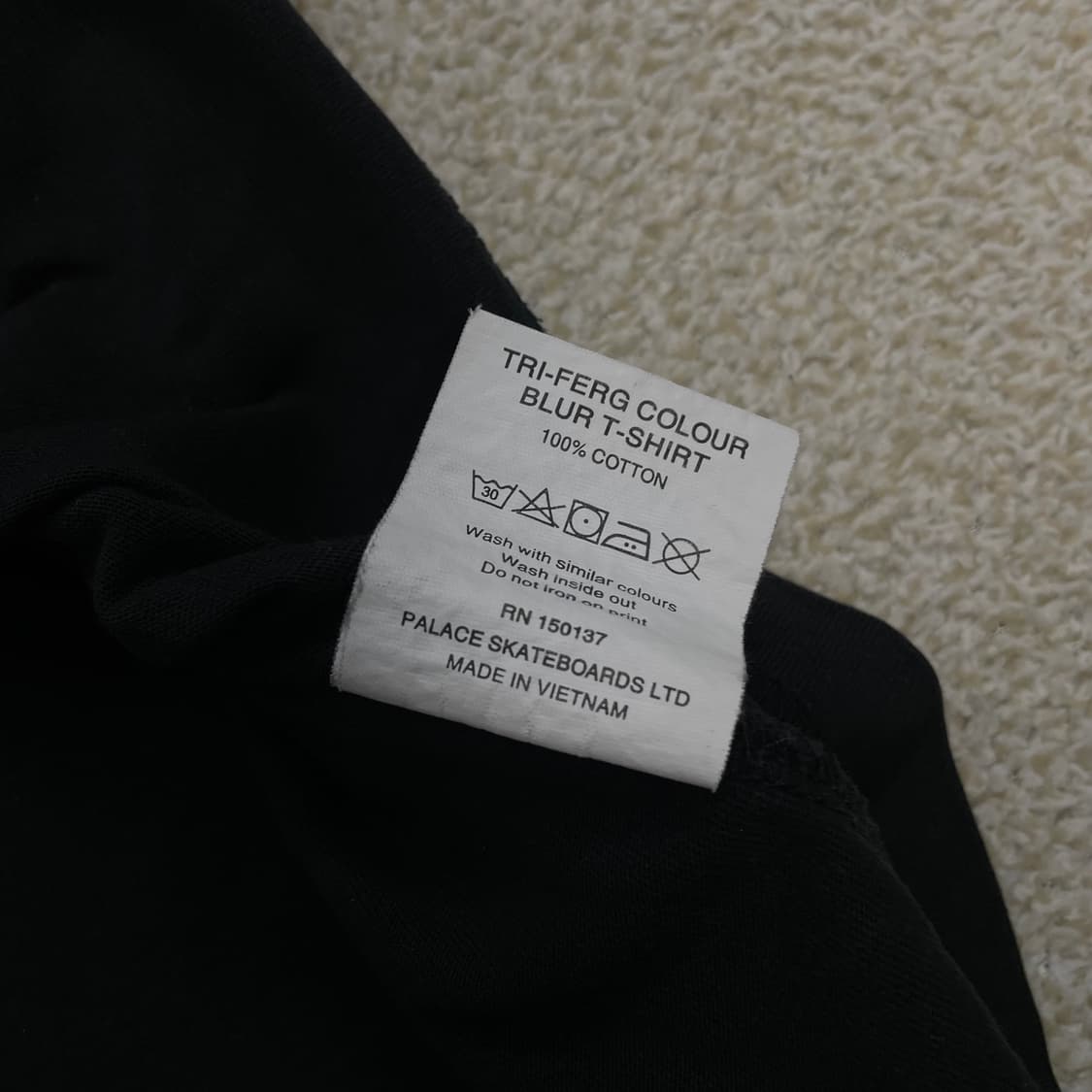팔라스 Palace 20fw 트라이퍼그 컬러 블러 반팔티 블랙 상품이미지6