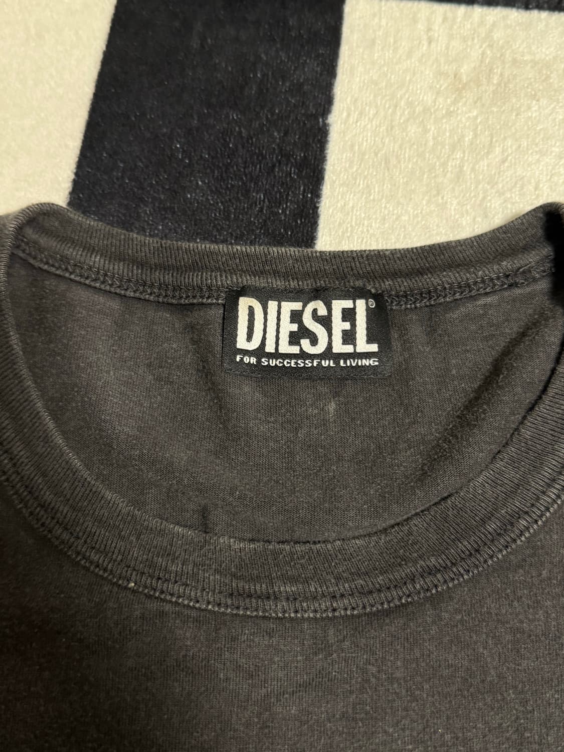디젤 트리플로고 반팔 L 새상품 상품이미지4