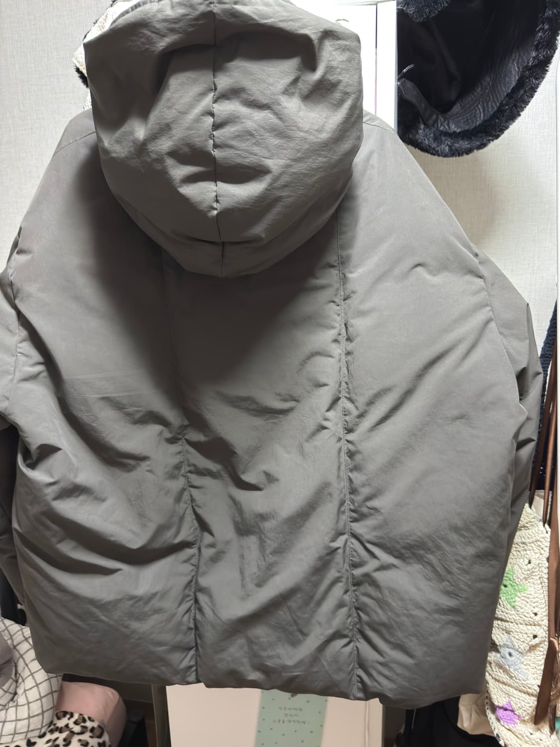 어나더 오피스 2nd 구스다운 파카 pewter색상 2사이즈 판매합니다 상품이미지2
