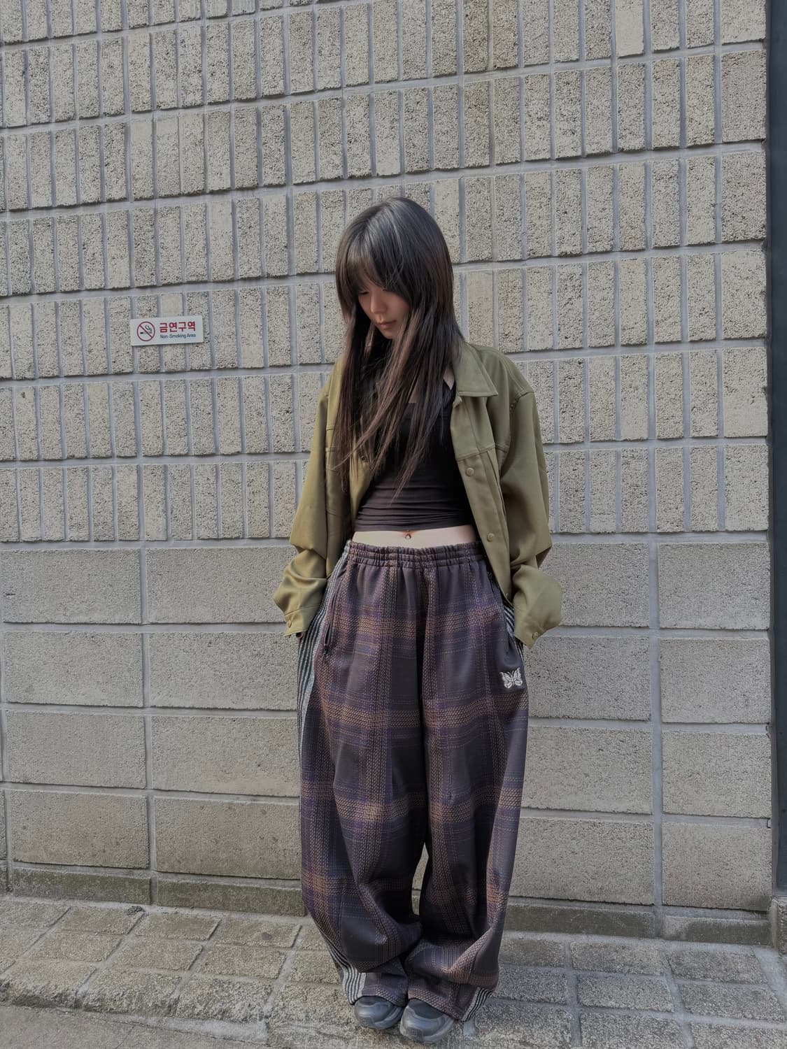 니들스 23FW 체크 브라운 HD 트랙팬츠 상품이미지3