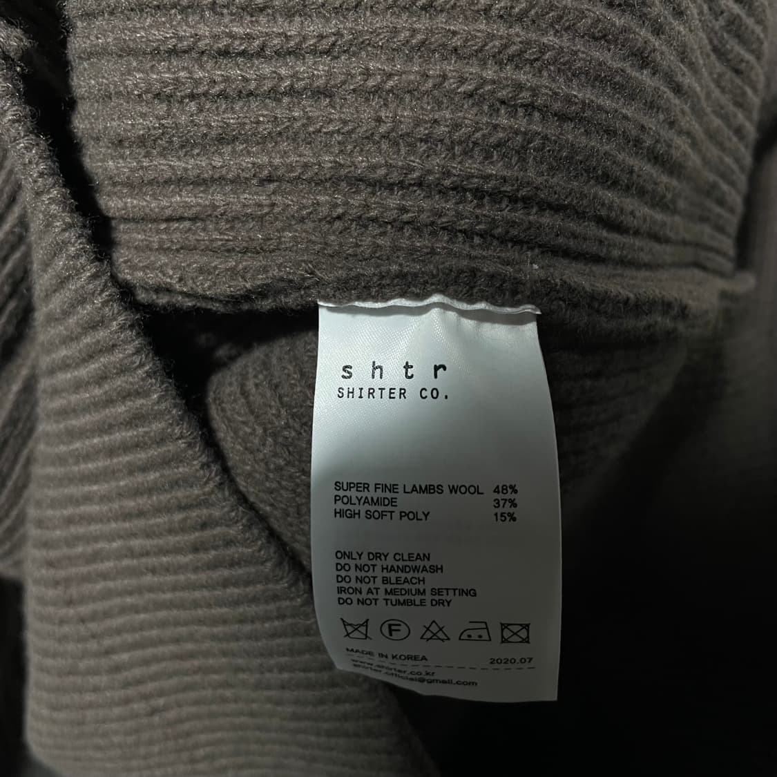 새상품 셔터 하프넥 루즈핏 니트 상품이미지5