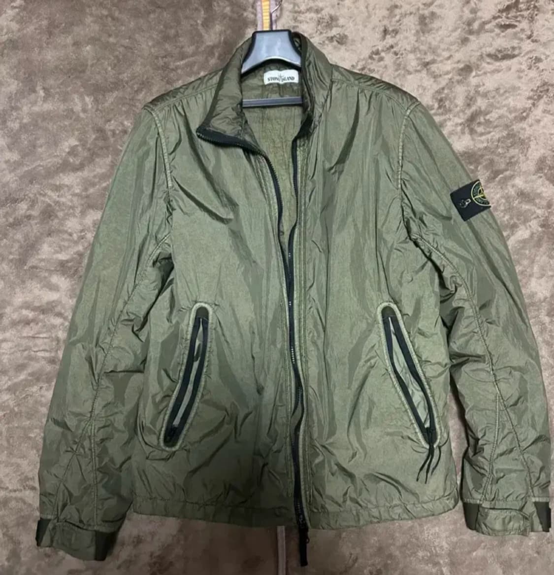 스톤아일랜드 경량 패딩 상품이미지1