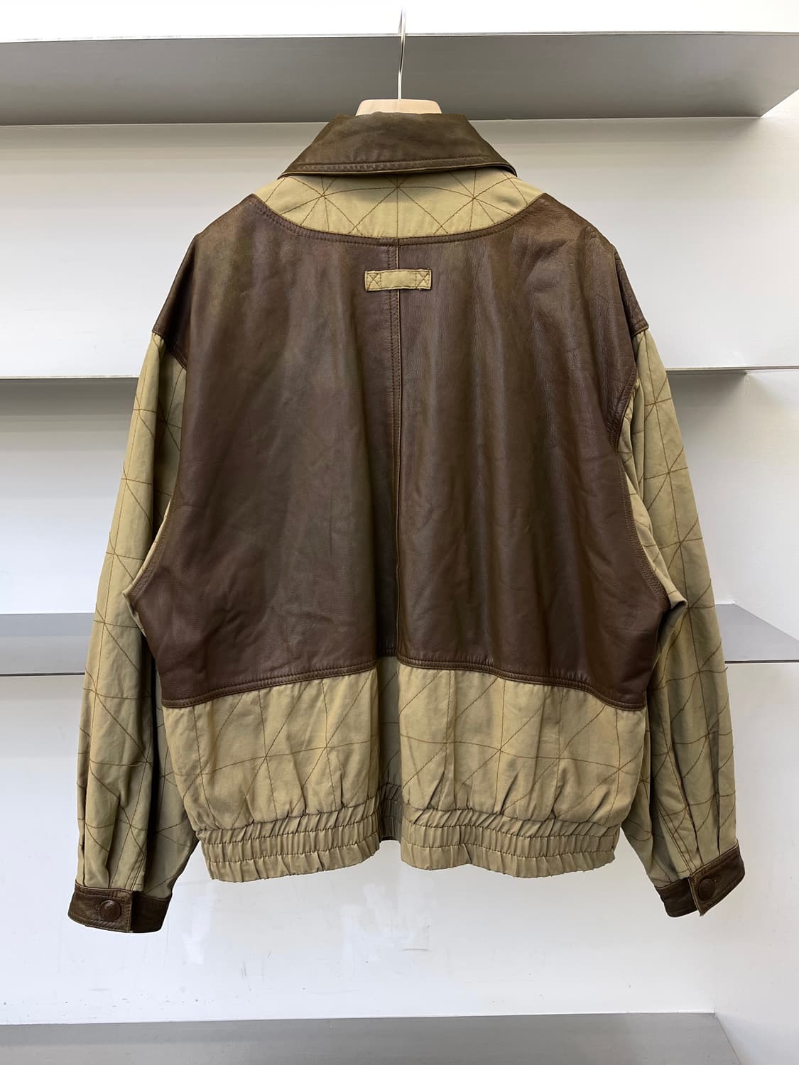 Turbo 90s 레더 퀄티드 헌팅 자켓 상품이미지4