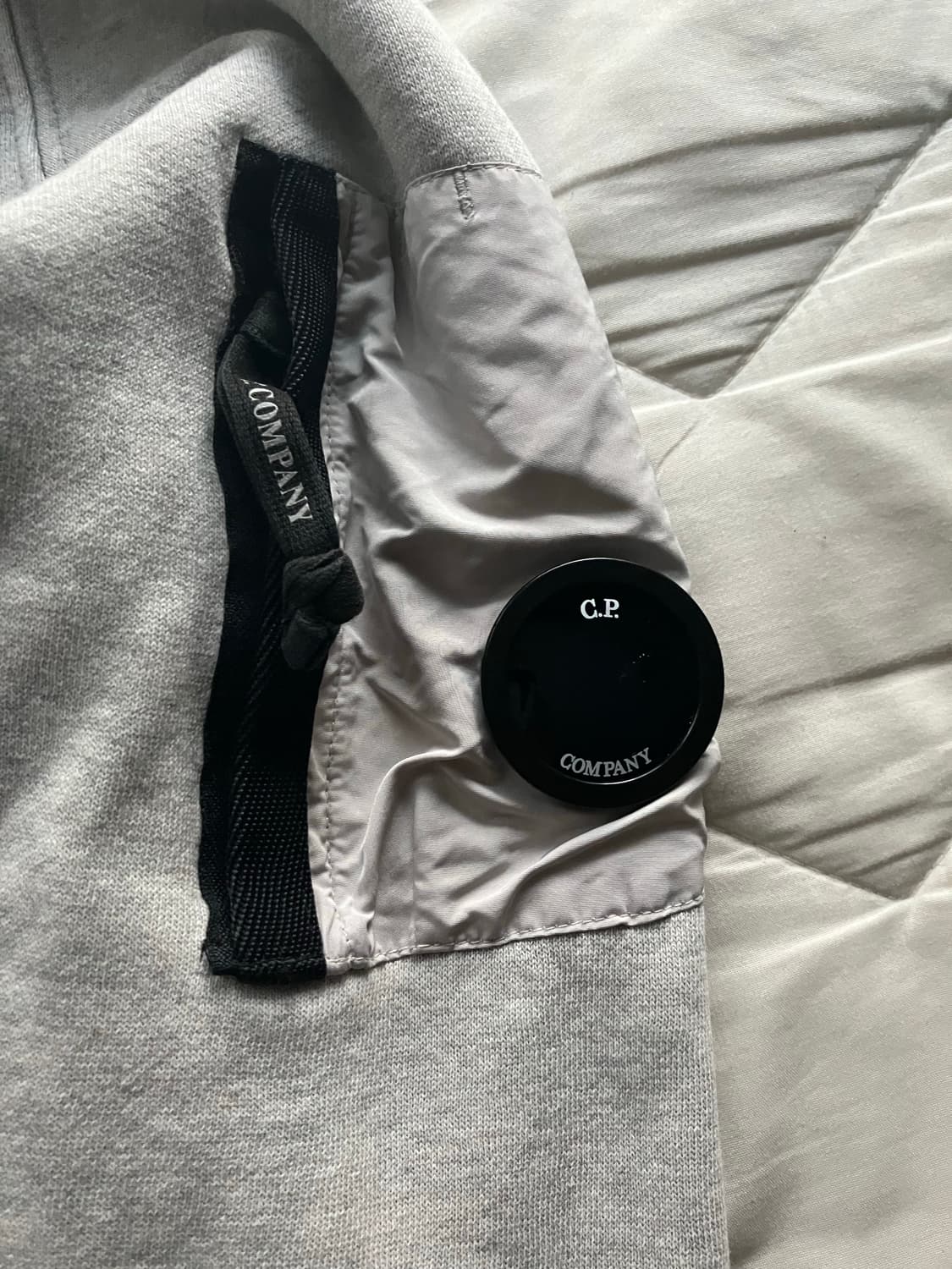 CP컴퍼니 맨투맨 티셔츠 상품이미지4