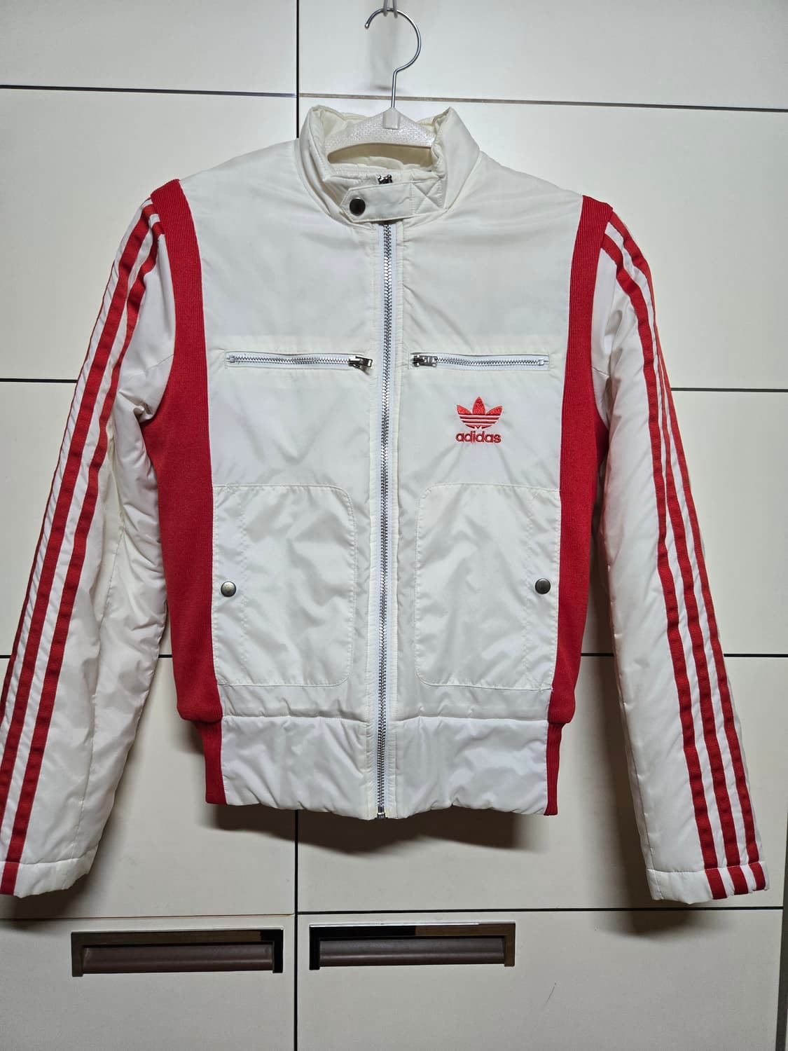 아디다스 월드스쿨  흰빨 패딩 레이싱 자켓 상품이미지2