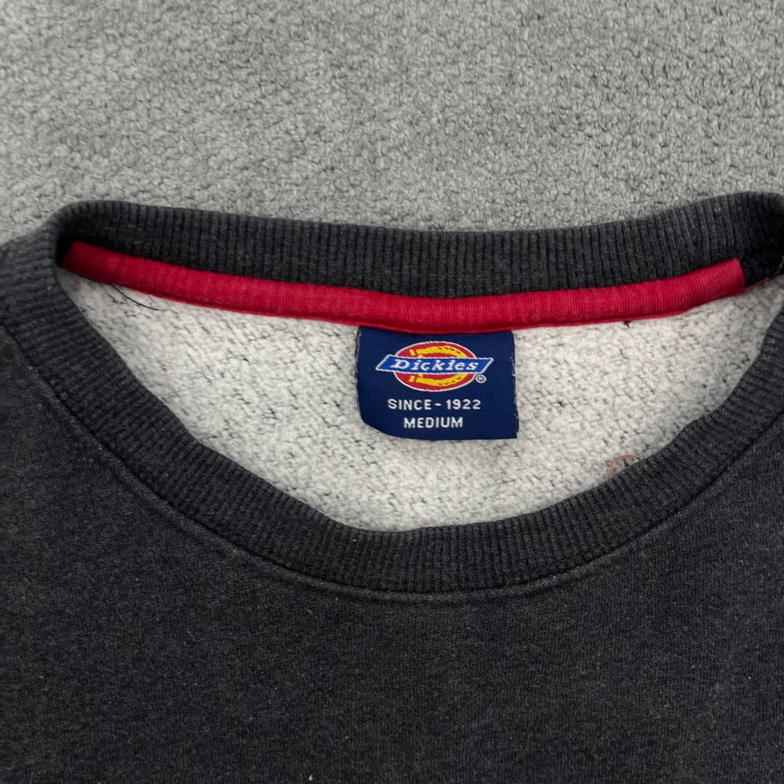 M 디키즈 맨투맨 티셔츠 차콜 상품이미지5