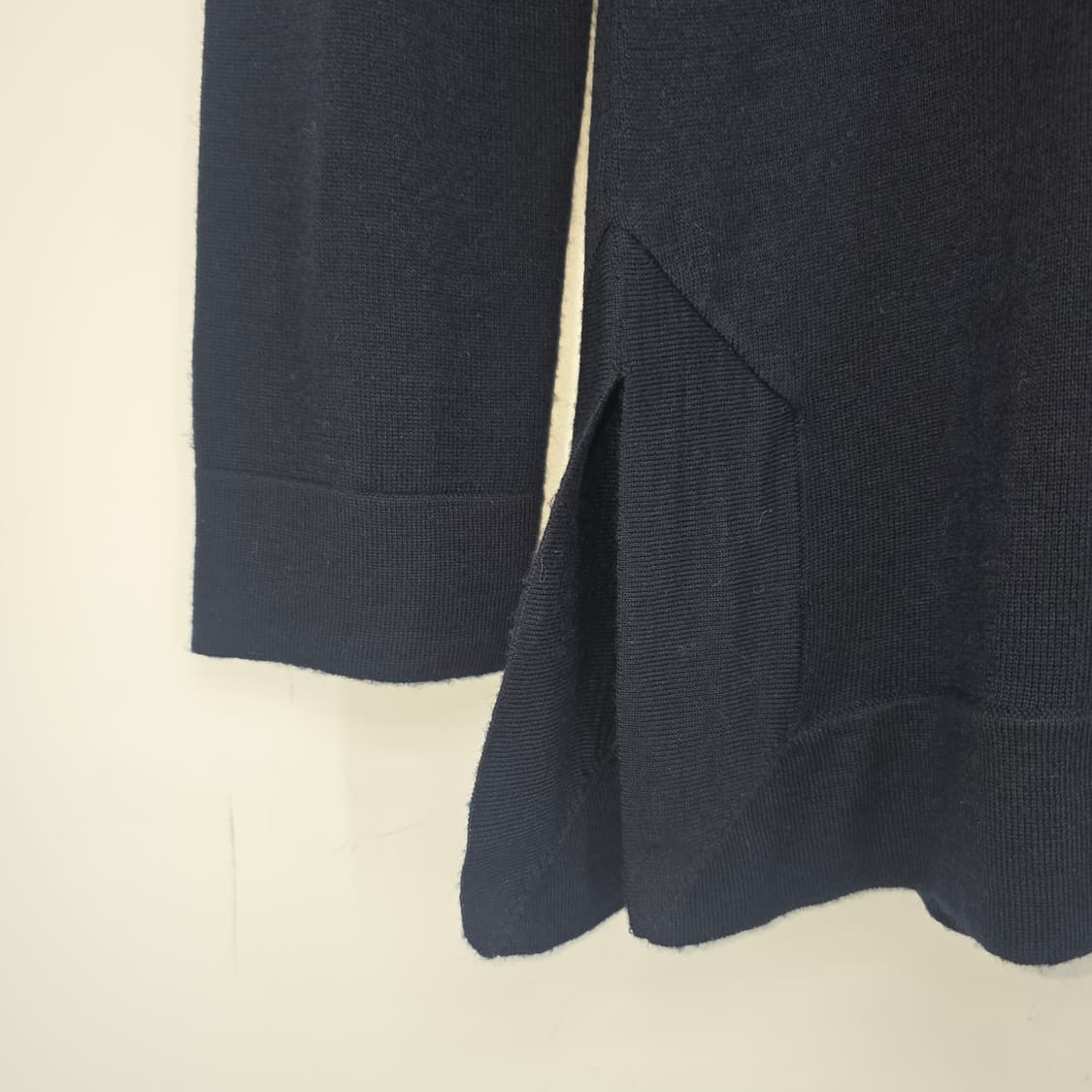 토리버치 네이비 장식 니트 XS 상품이미지4