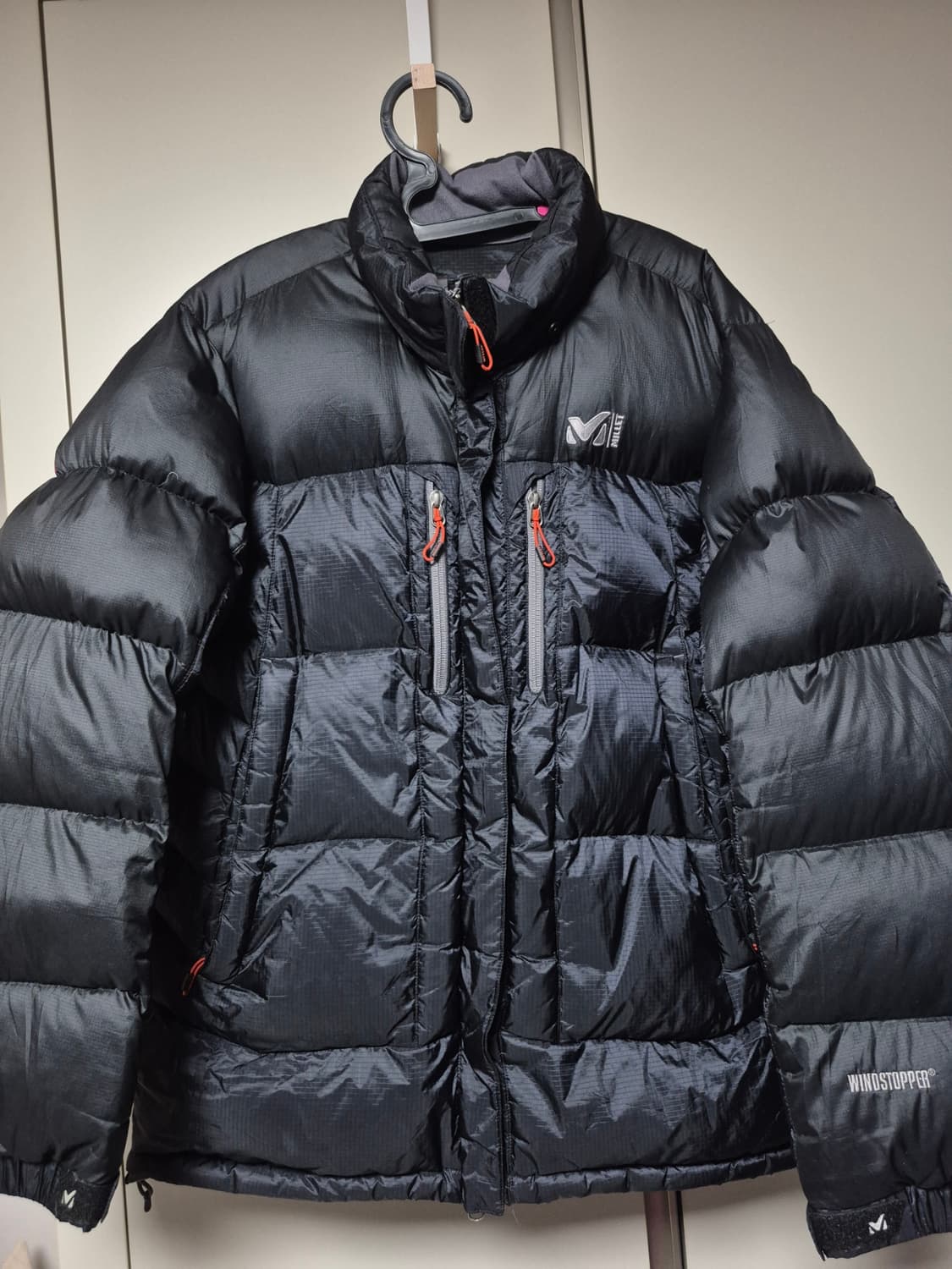 밀레 정품 구스패딩 100사이즈 윈드스토퍼 패딩 팝니다 상품이미지1