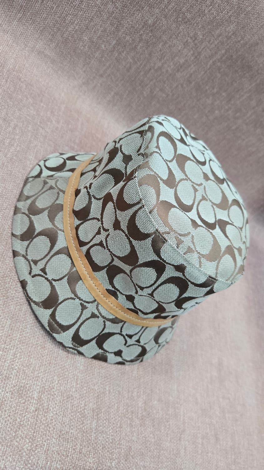 COACH 코치 스몰싸이즈 시그니처페브릭 버킷햇   상품이미지4