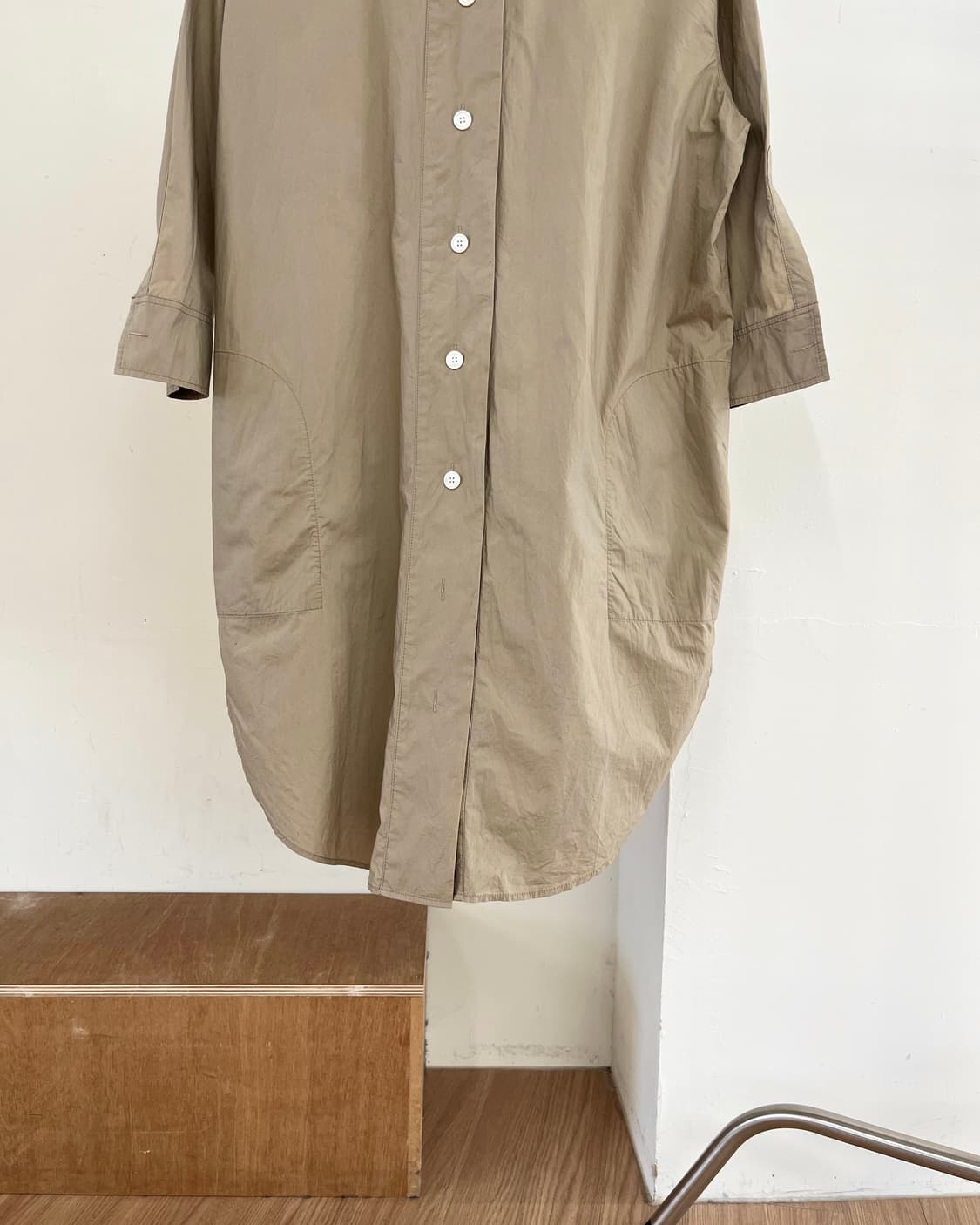 아크네 스튜디오 샌드 베이지 버튼 업 셔츠 드레스 상품이미지5