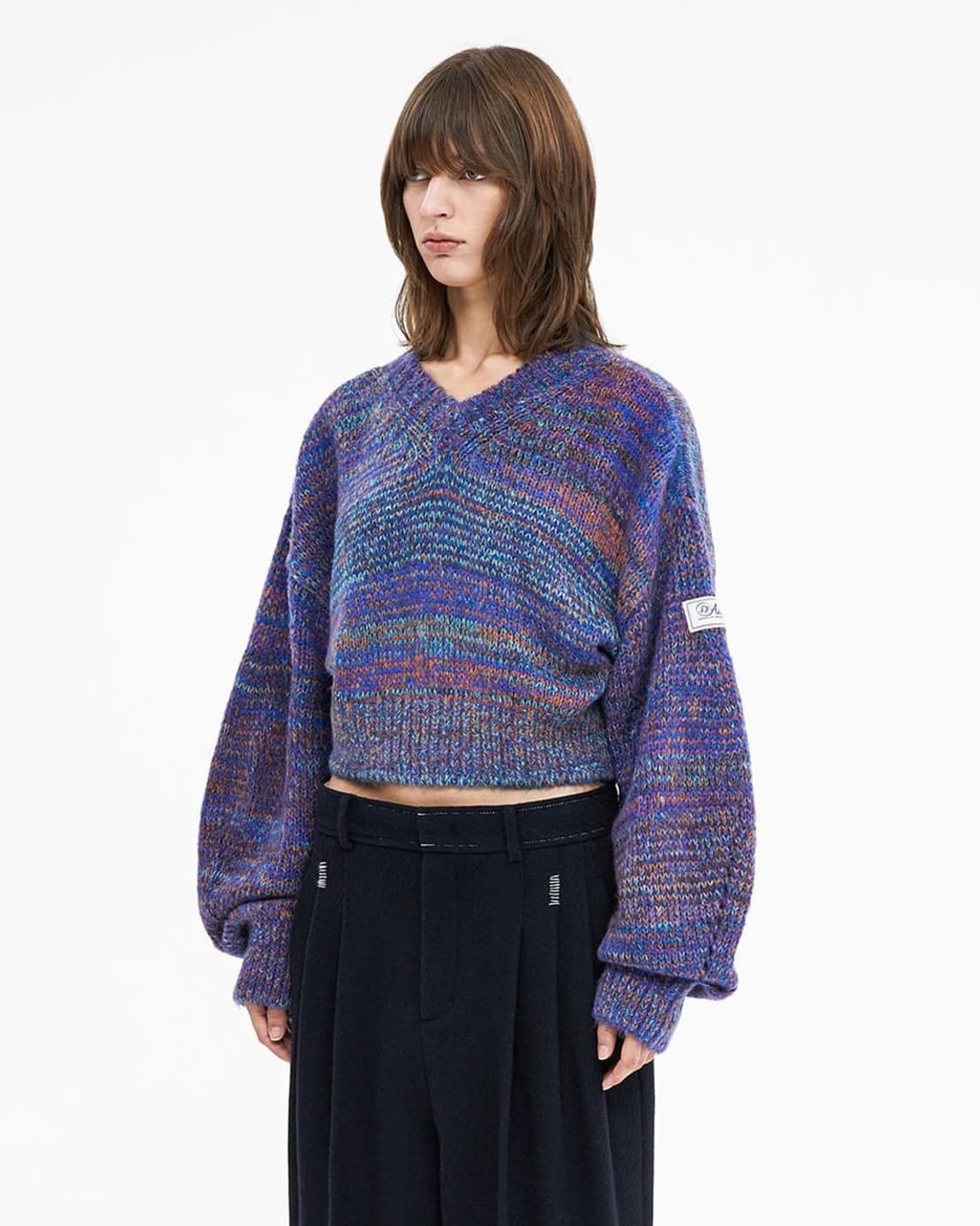 아더에러 22fw 트리폴 크롭니트 상품이미지1