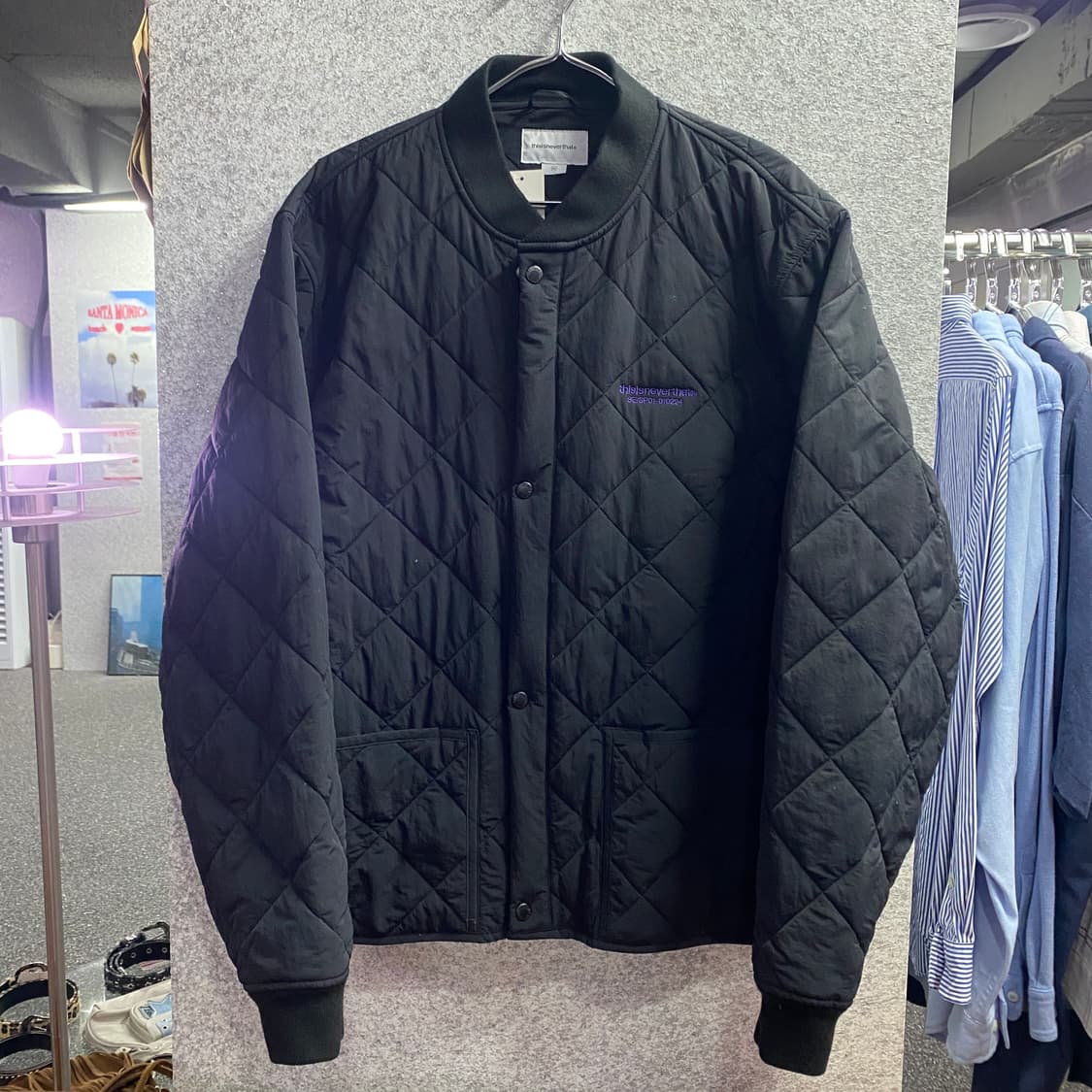 디스이즈네버댓 블랙 글로브 퀄티드 자켓 B3906 상품이미지2